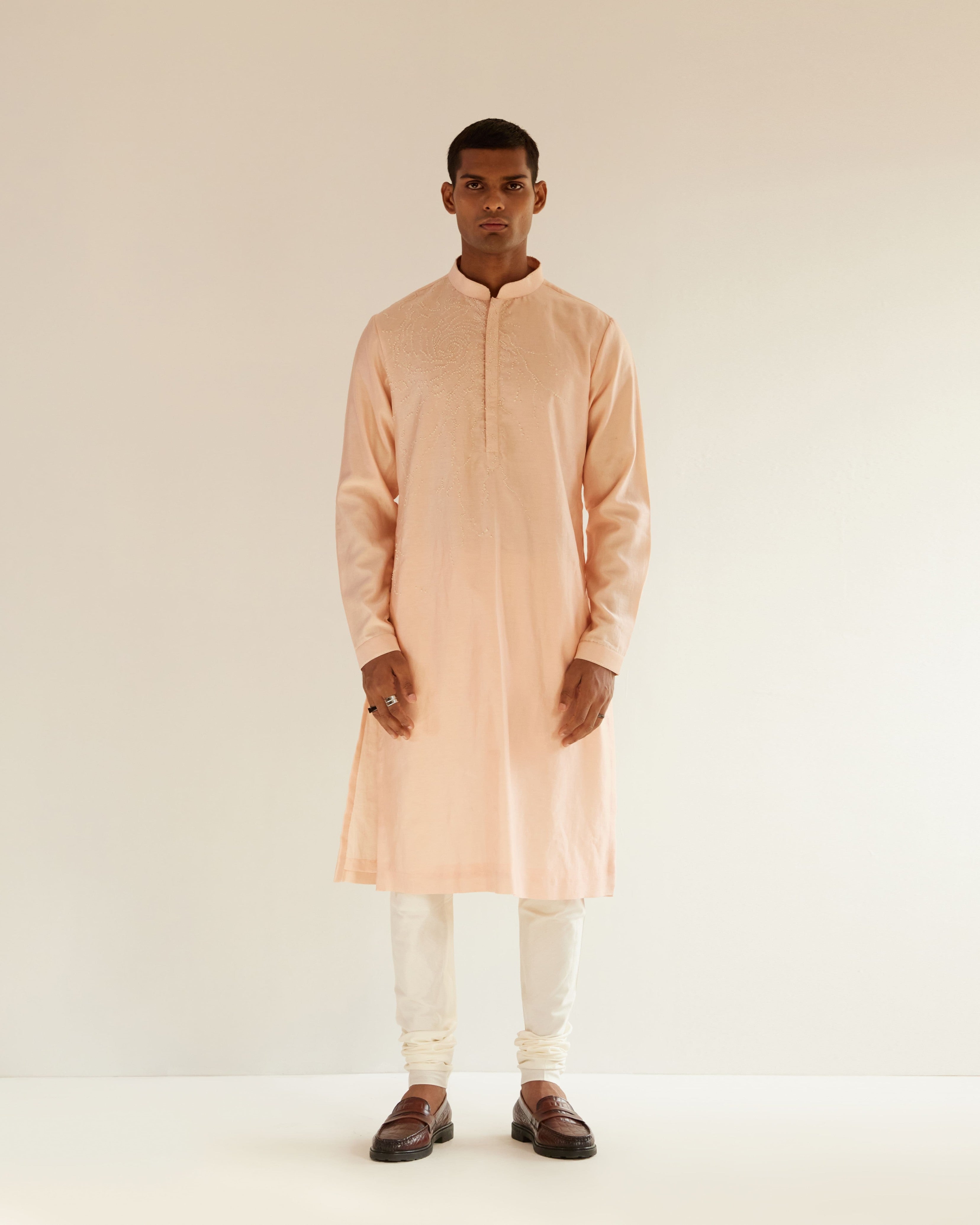 COUNTRYMADE Kurtas Black Hole Placement Embroidery Kurta Set kurta rose brodé