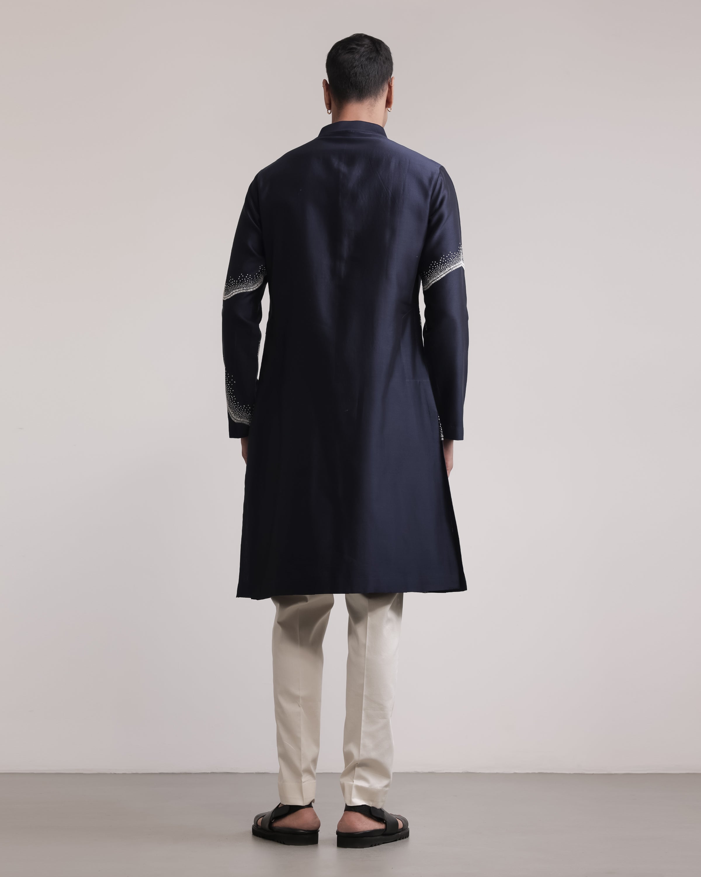COUNTRYMADE Kurtas Halo Trail Embroidered Kurta Set kurta soie brodé
