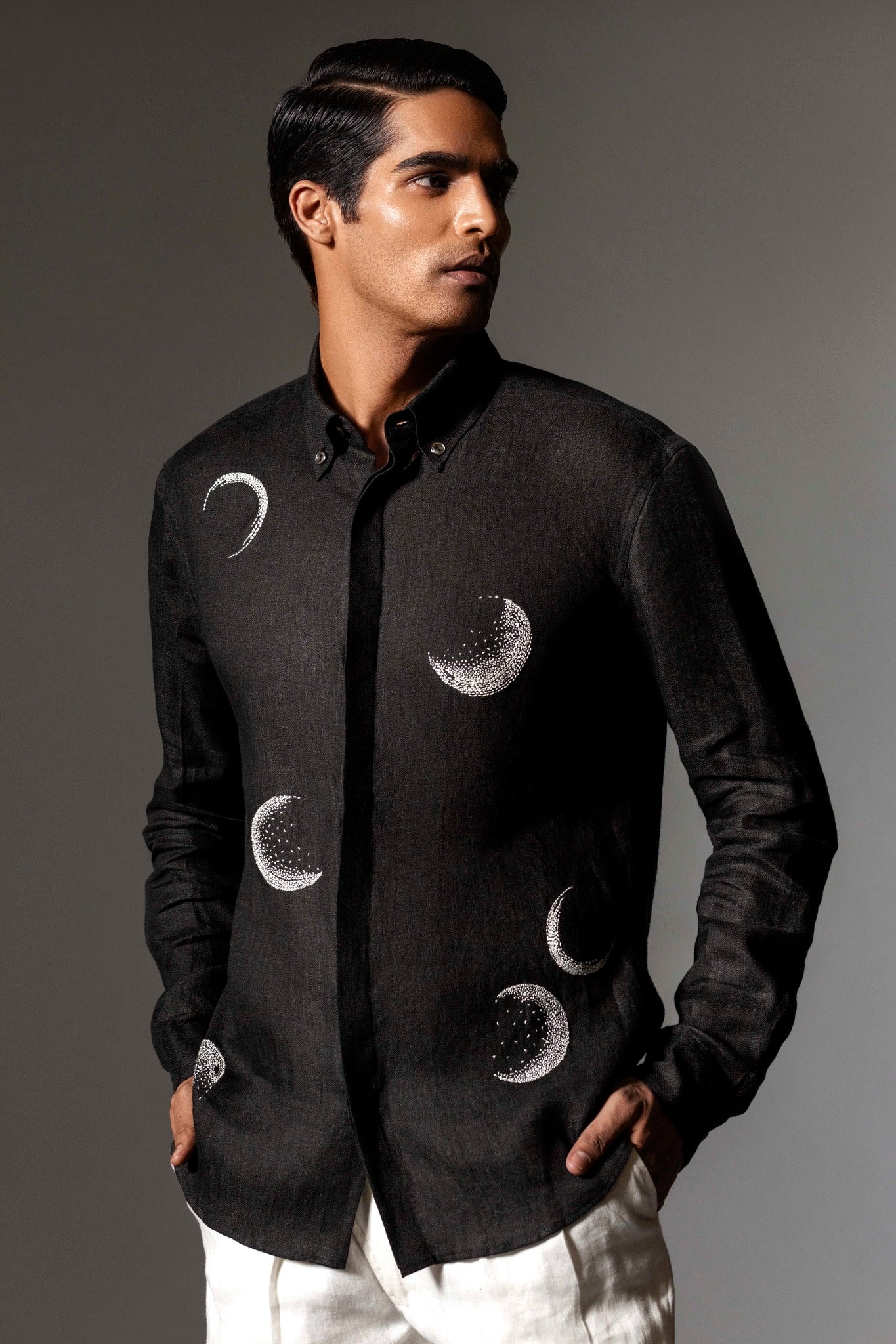 COUNTRYMADE Shirts Moon Shirt chemise en lin noire brodée lune