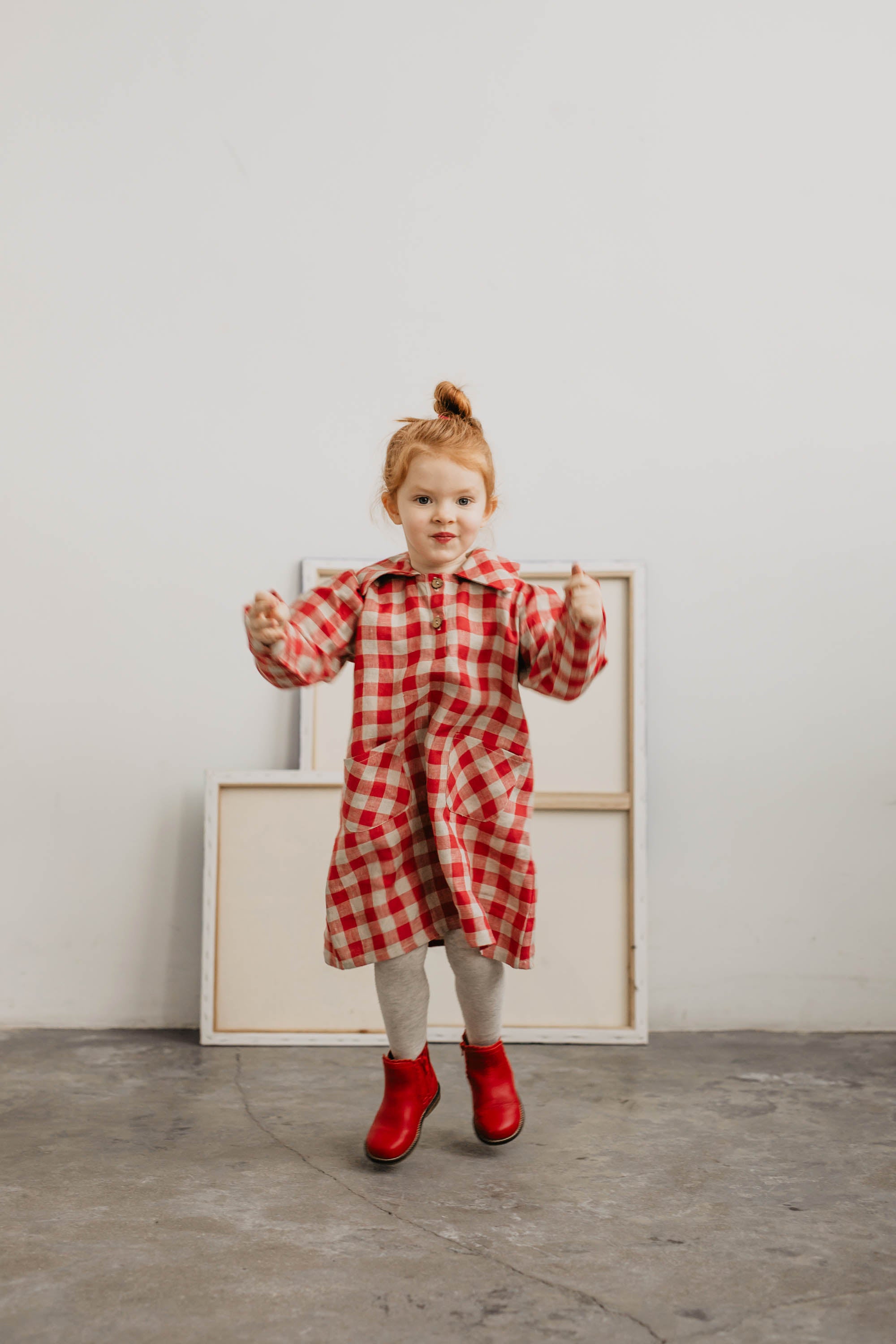 Laumė linen Kids Clothing GABIJA robe en lin à carreaux verts