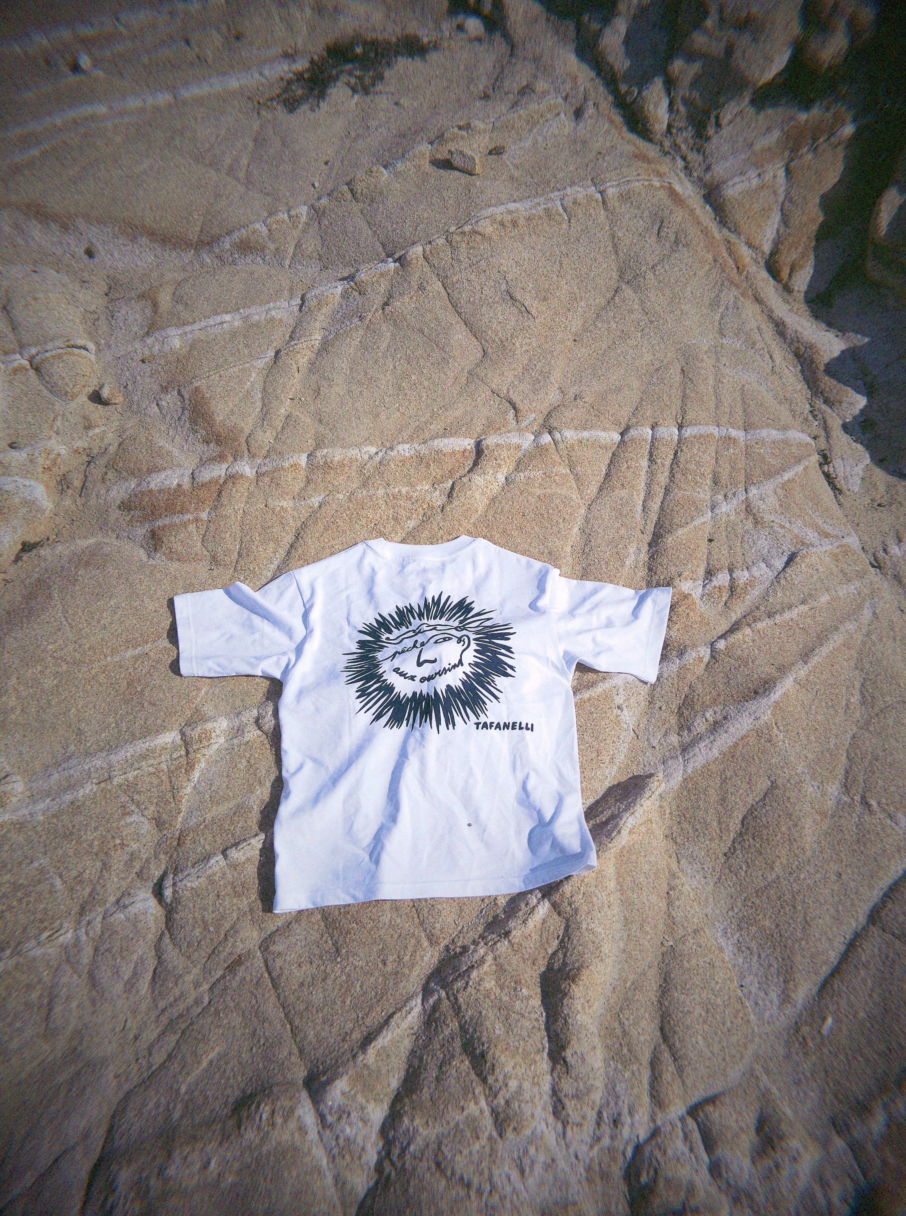 TAFANELLI T-Shirts LA PÊCHE AUX OURSINS t-shirt graphique édition limitée