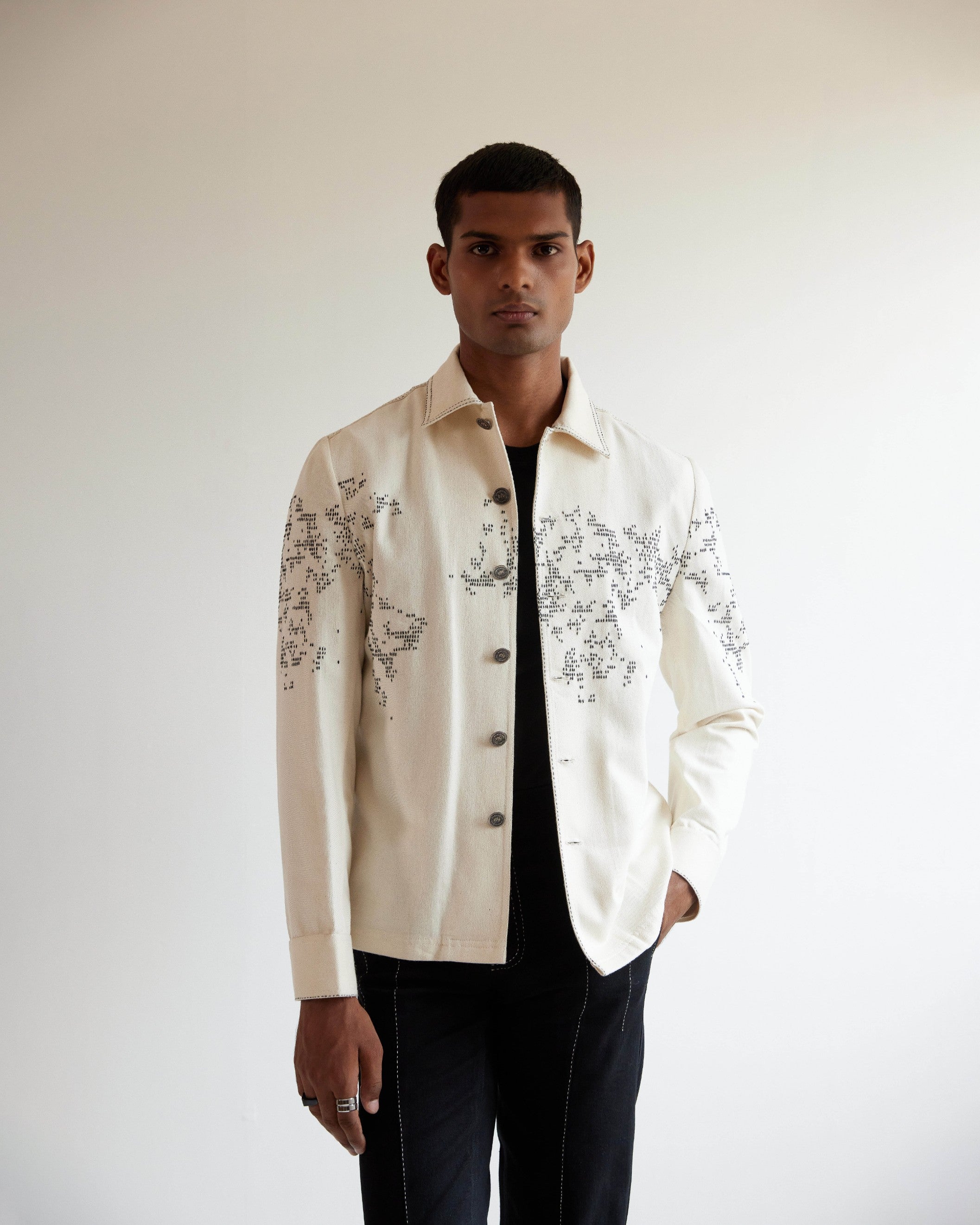 COUNTRYMADE Jackets Map Denim Jacket veste en jean écrue brodée