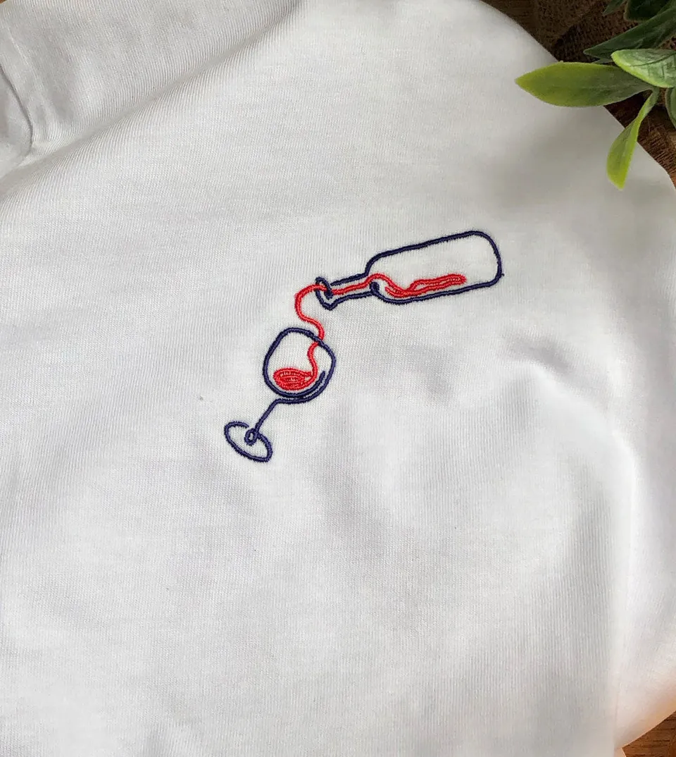 Juste Un T-shirt T-shirts Brodés T-shirt brodé Vin t-shirt blanc motif apéro