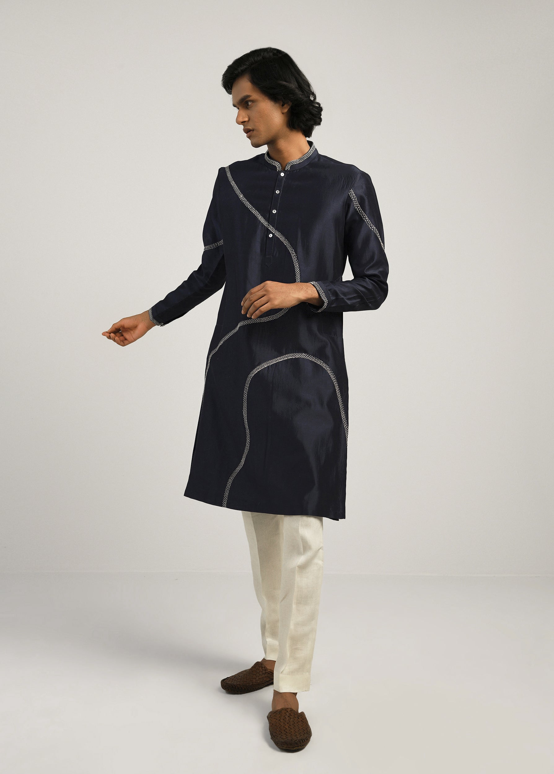 COUNTRYMADE Kurtas Coil Hand Embroidery Kurta Set ensemble kurta bleu marine brodé