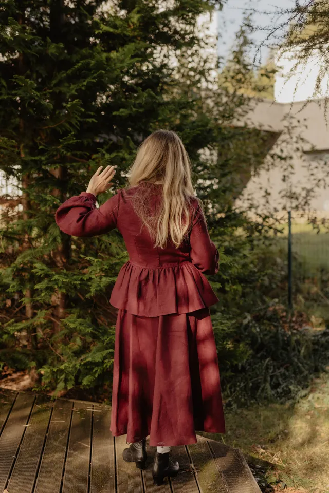 Laumė linen Linen Jackets Victoria veste en lin vert forêt à col volanté