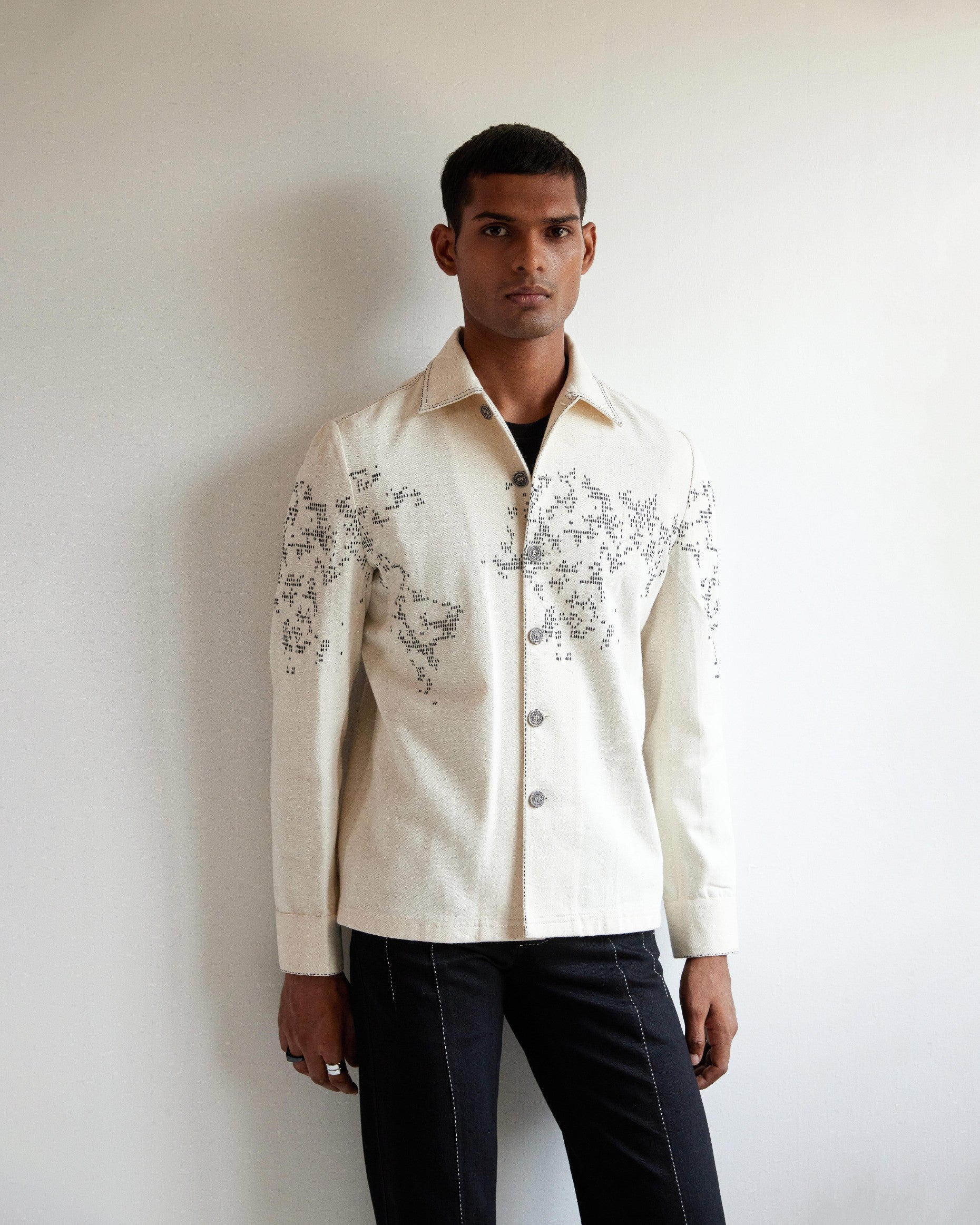 COUNTRYMADE Jackets Map Denim Jacket veste en jean écrue brodée