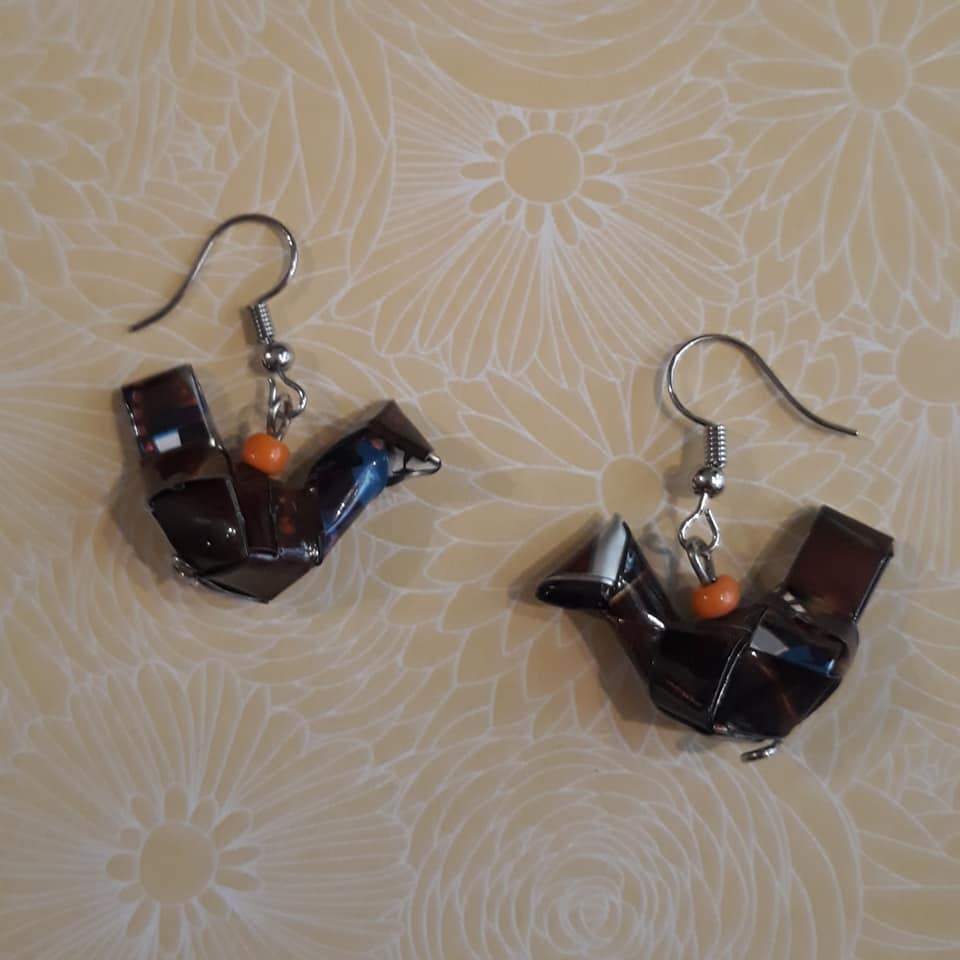 Sourire Multicolore Boucles d’oreilles oiseaux vert et blanc