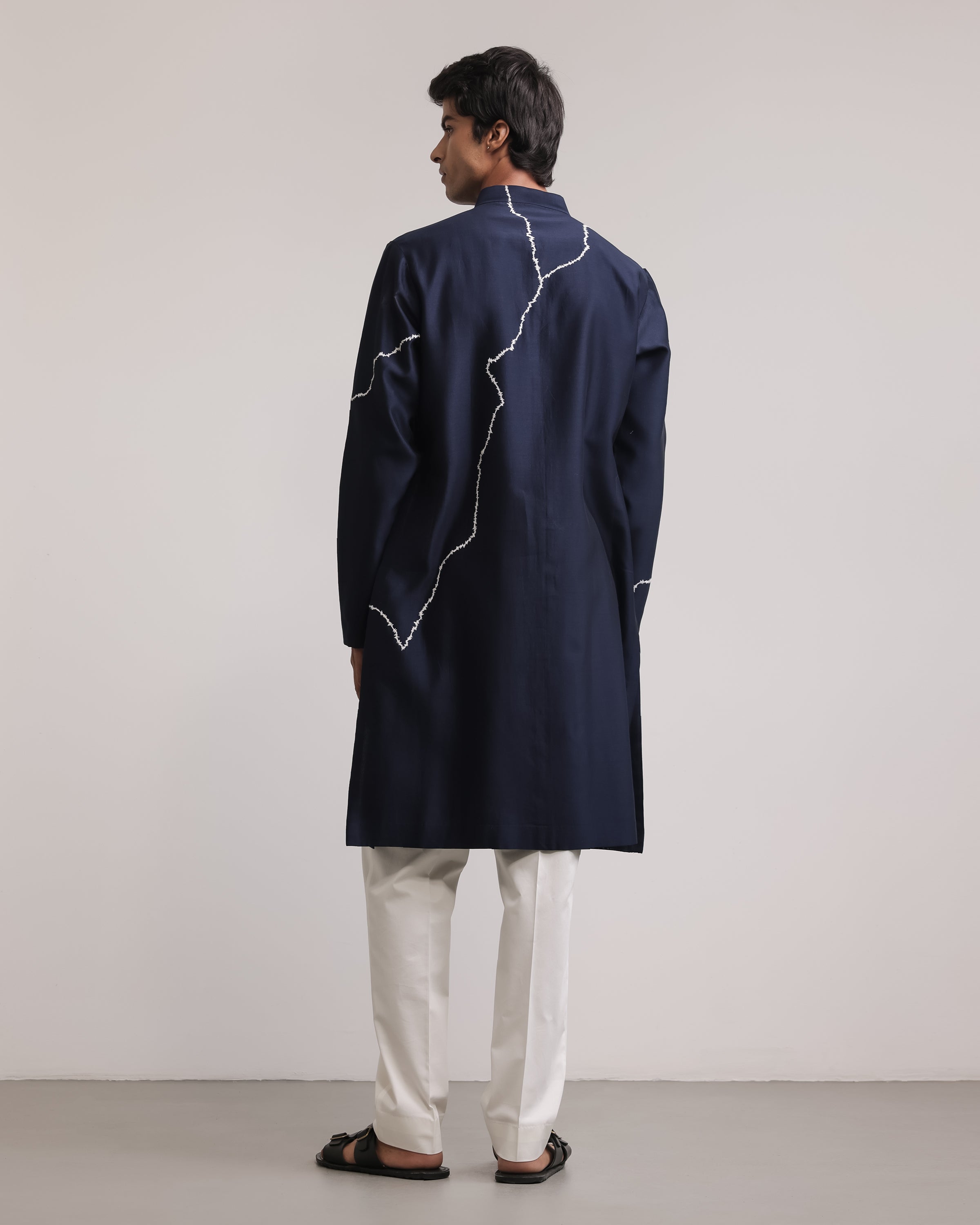 COUNTRYMADE Kurtas Fractured Lines Front-Open Kurta Set ensemble kurta brodé