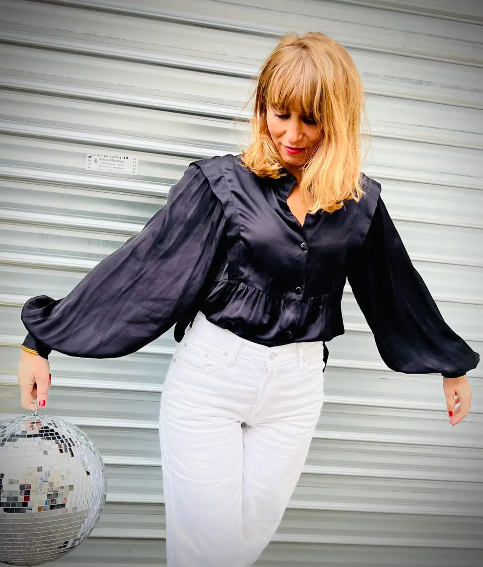 PANTRUCHE Chemises Blouse NINA noir blouse manches ballon en satin