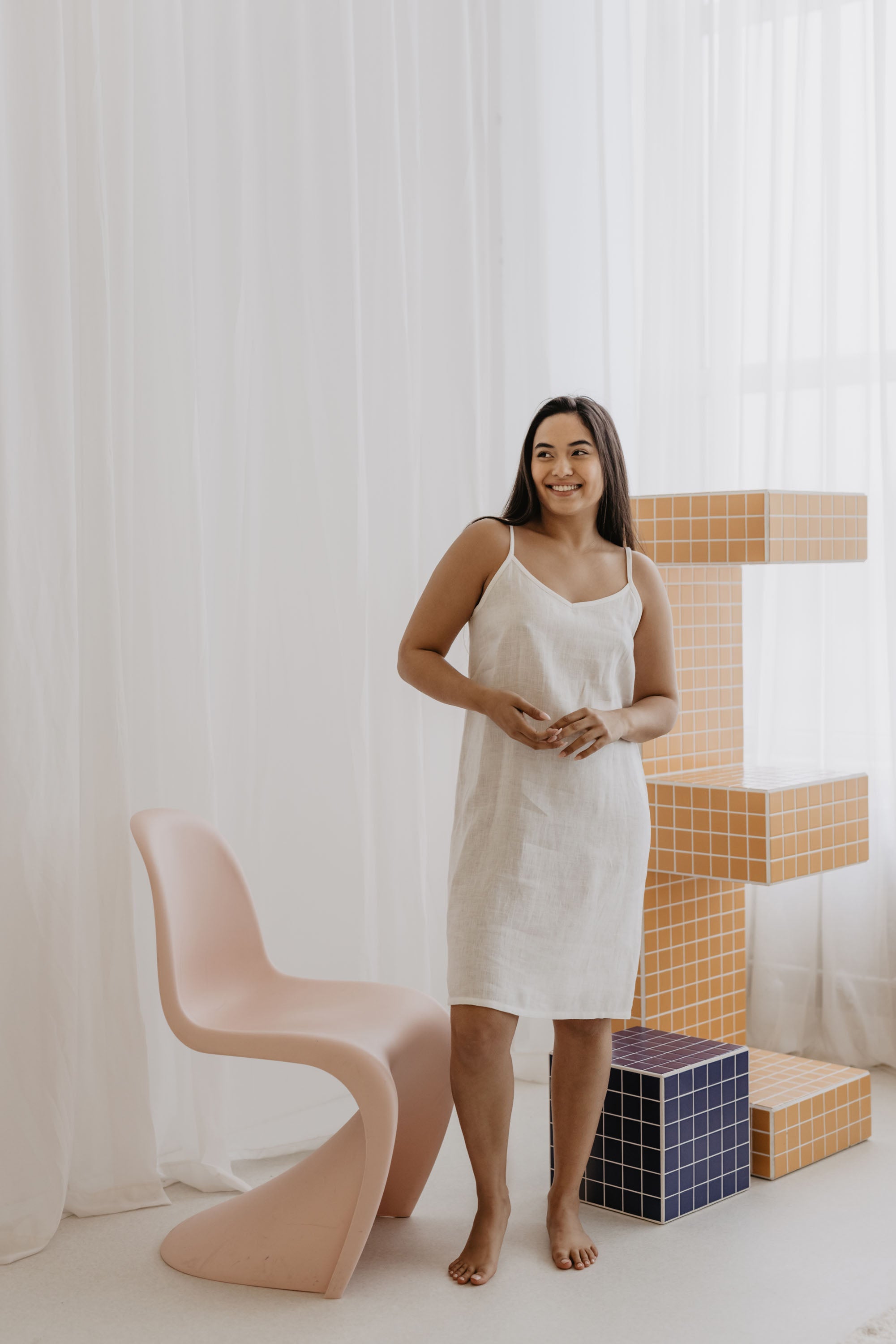 Laumė linen Loungewear NAKTIS chemise de nuit en lin blanc crème