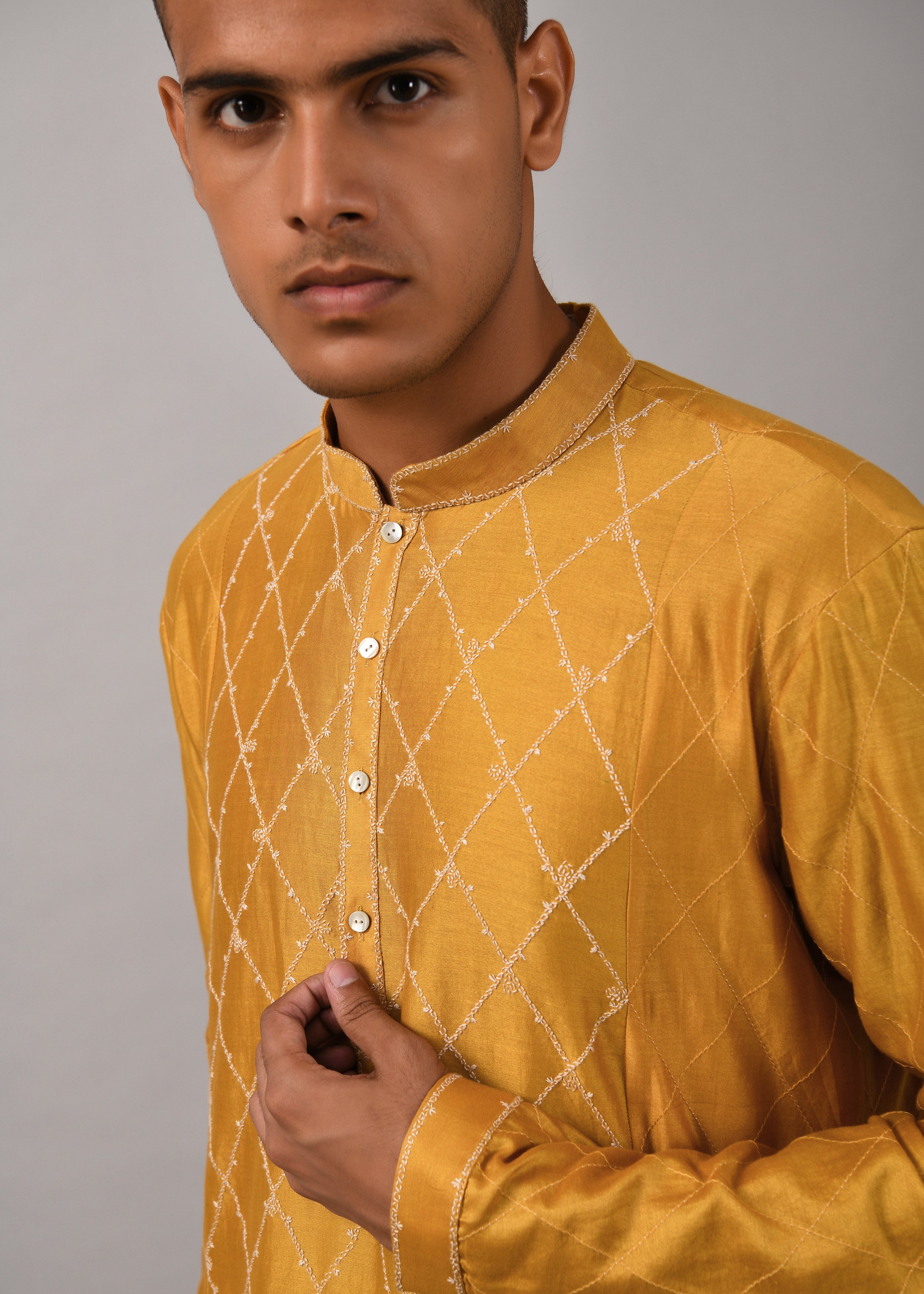 COUNTRYMADE Kurtas Diamond Pattern Embroidered Kurta Set kurta moutarde 2 pièces brodé
