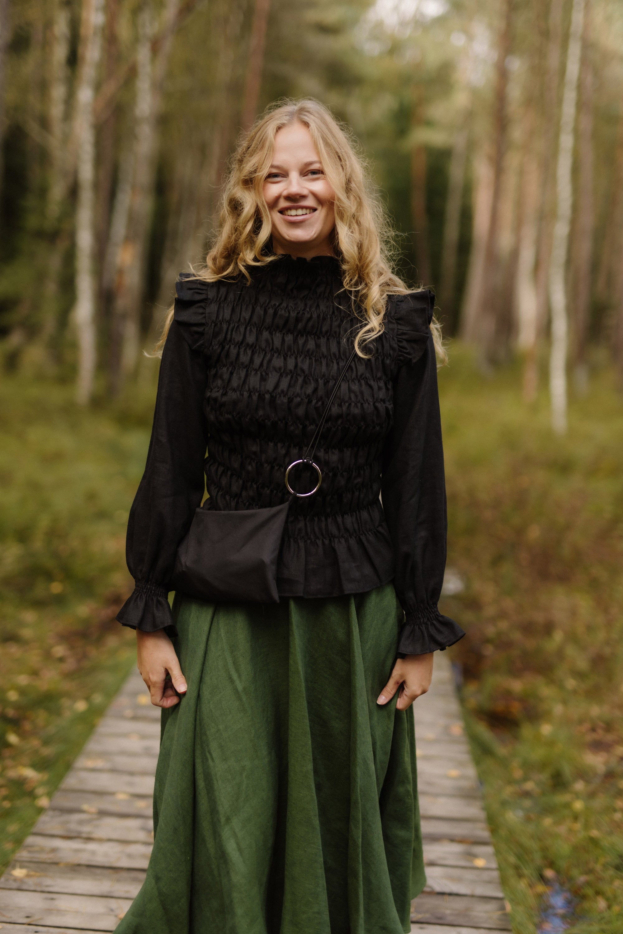Laumė linen Linen Tops Barbora haut à volants manches longues lin stonewashed