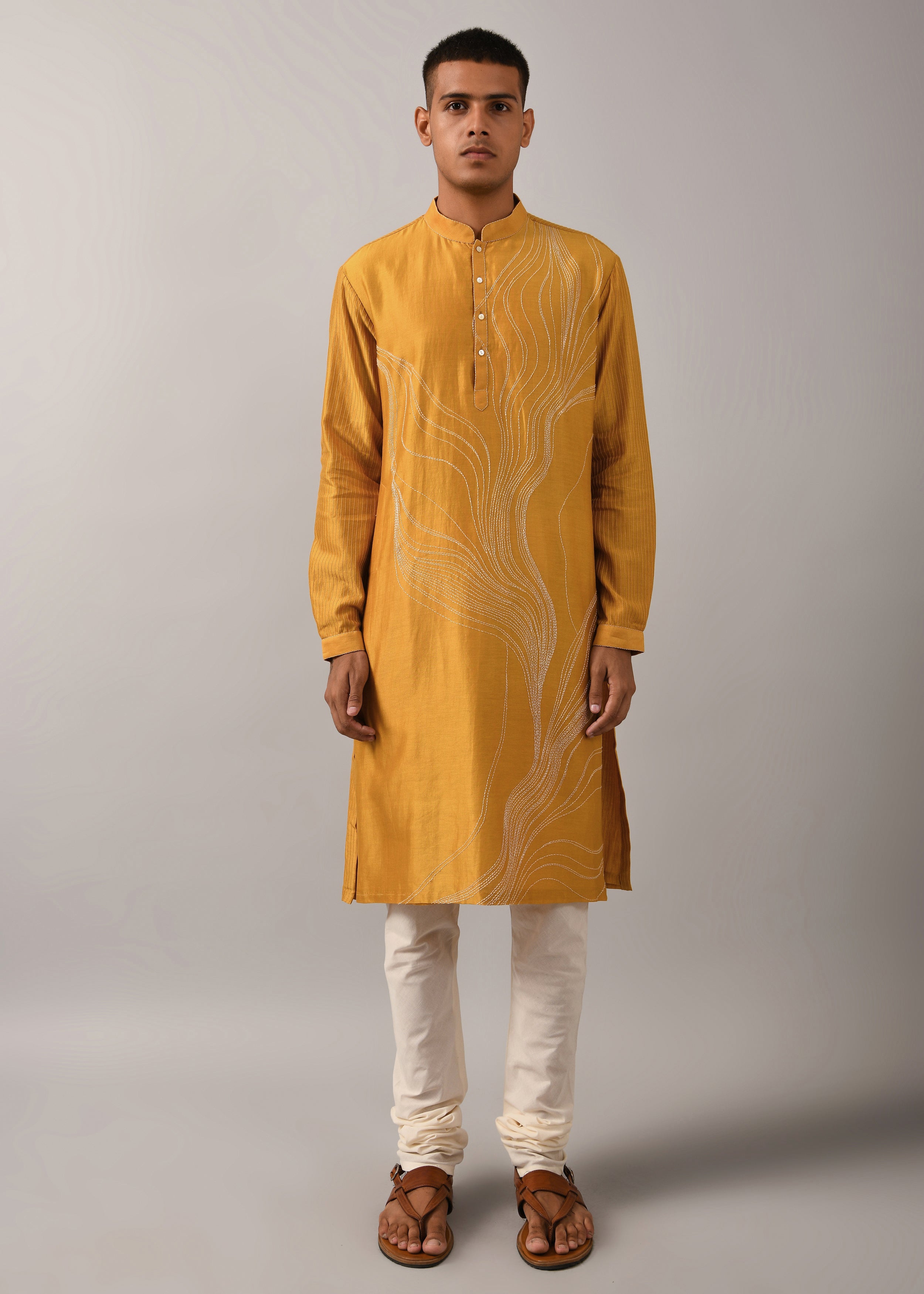 COUNTRYMADE Kurtas Horizon Hand Embroidered Kurta Set kurta moutarde 2 pièces