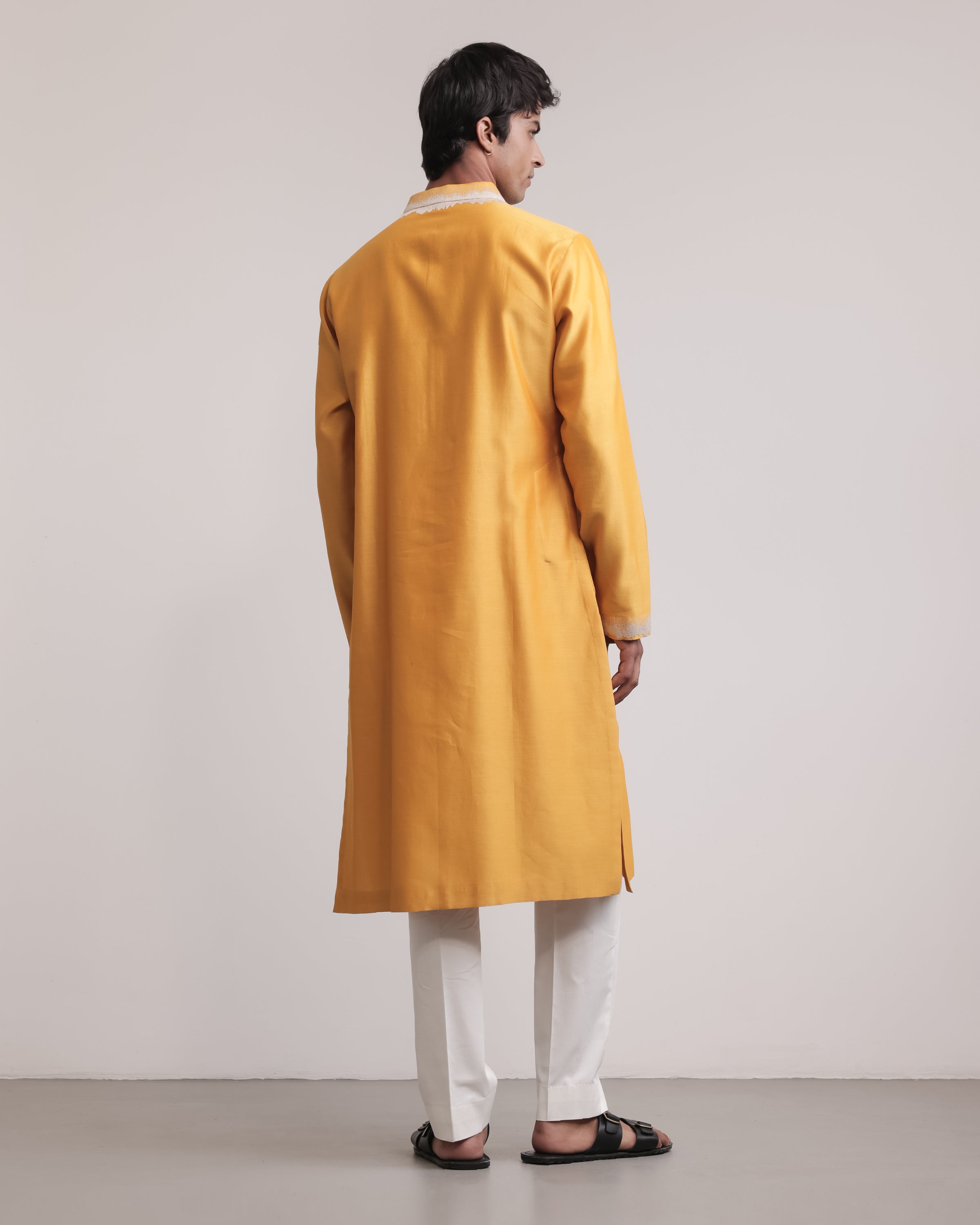 COUNTRYMADE Kurtas Trail Dust Placket Kurta Set en soie Chanderi