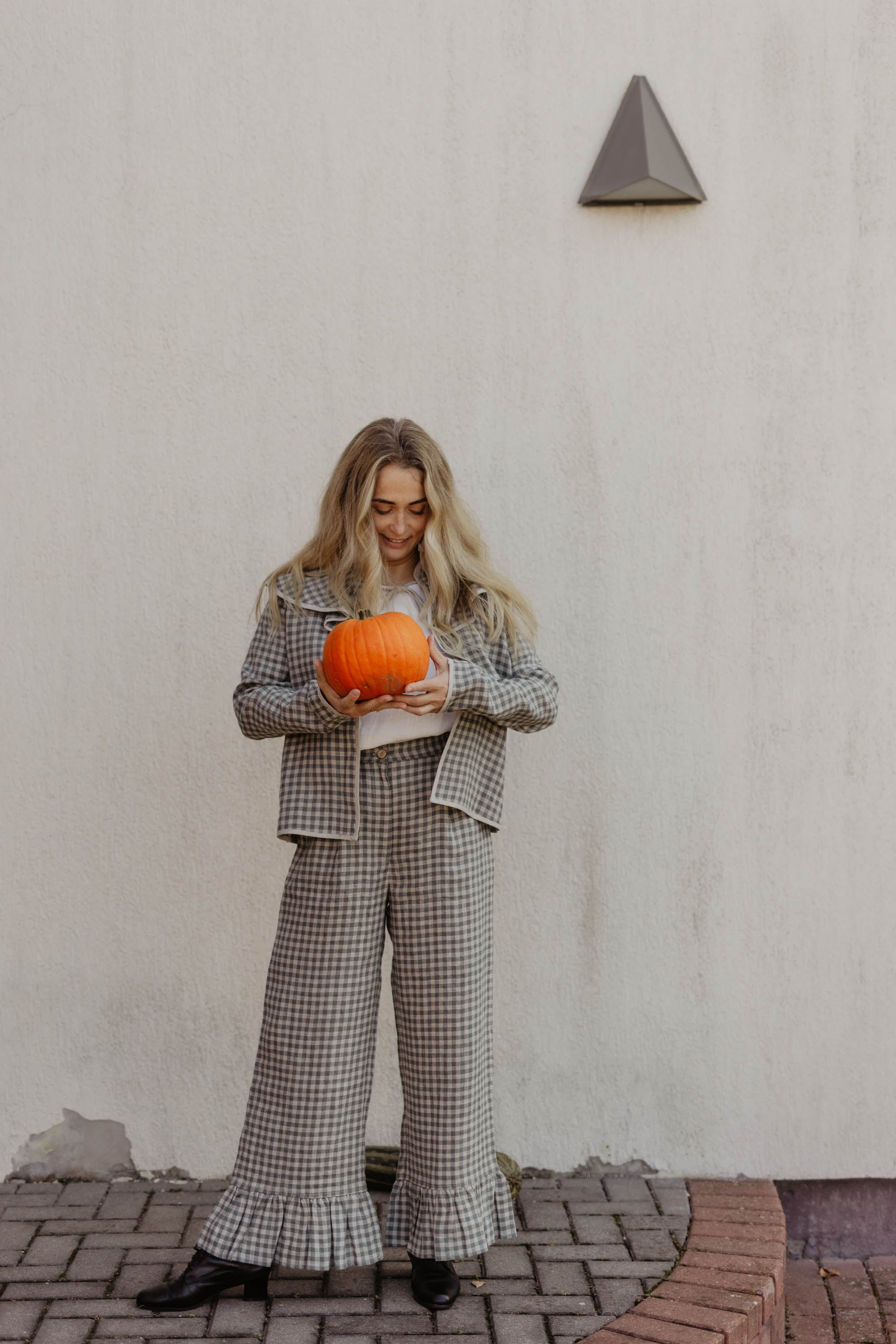 Laumė linen Linen Bottoms Biarritz pantalon en lin prune lune XS