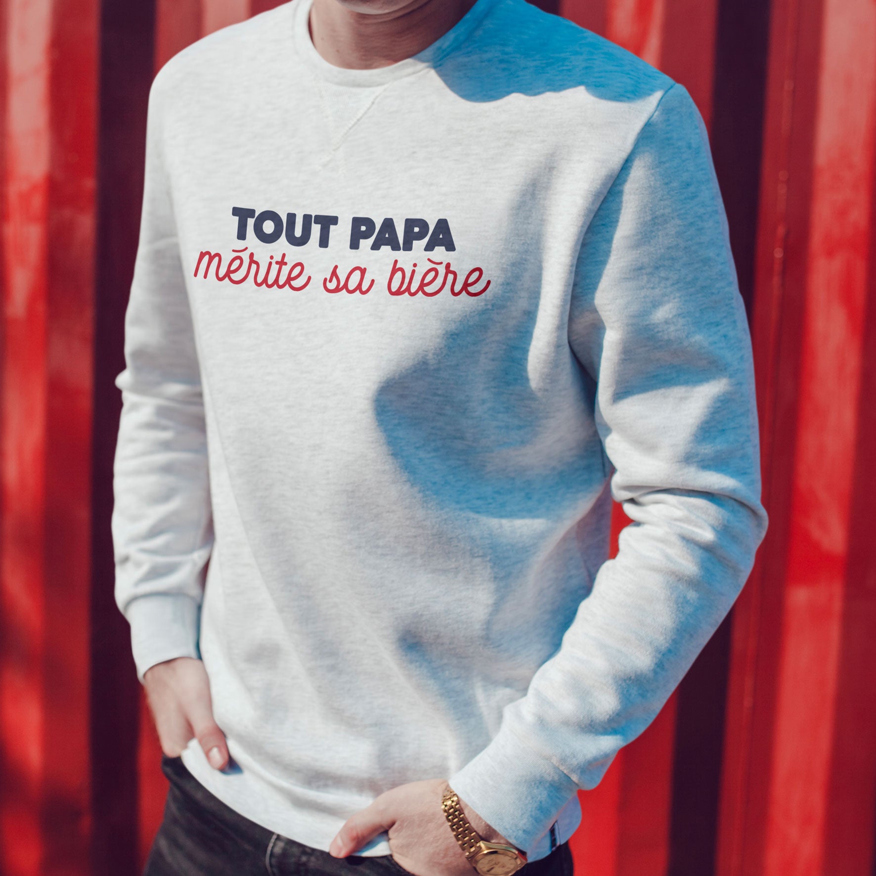 Juste Un T-shirt Sweats Imprimés Tout papa mérite sa bière sweat homme