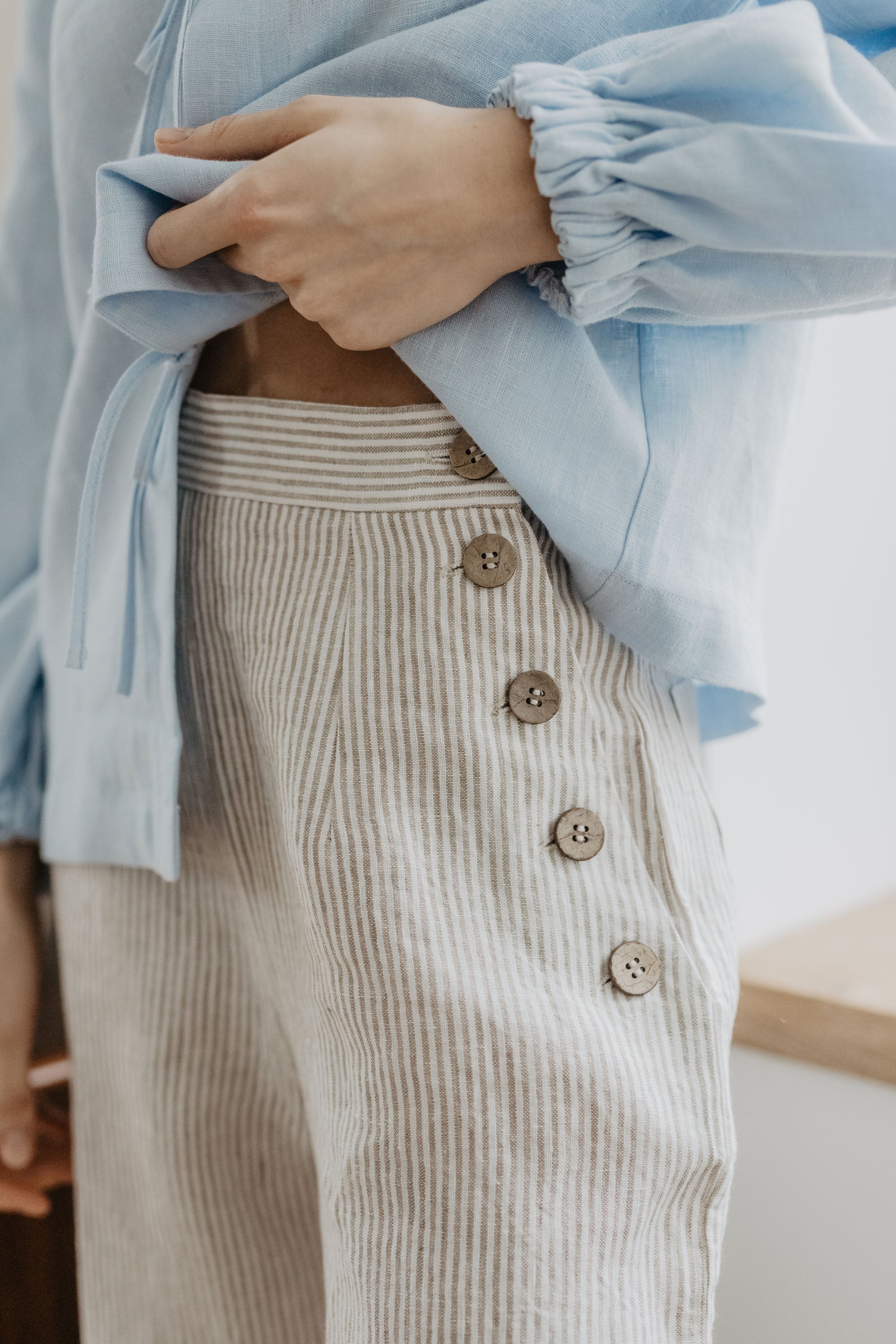 Laumė linen Linen Bottoms Klaipeda pantalon en lin beige à rayures