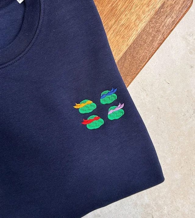 Juste Un T-shirt Sweats Brodés Cowabunga sweat brodé