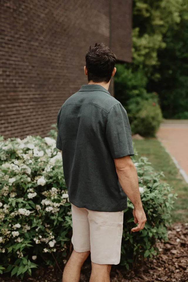 Laumė linen Men's clothing PILĖNAS chemise en lin homme vert forêt