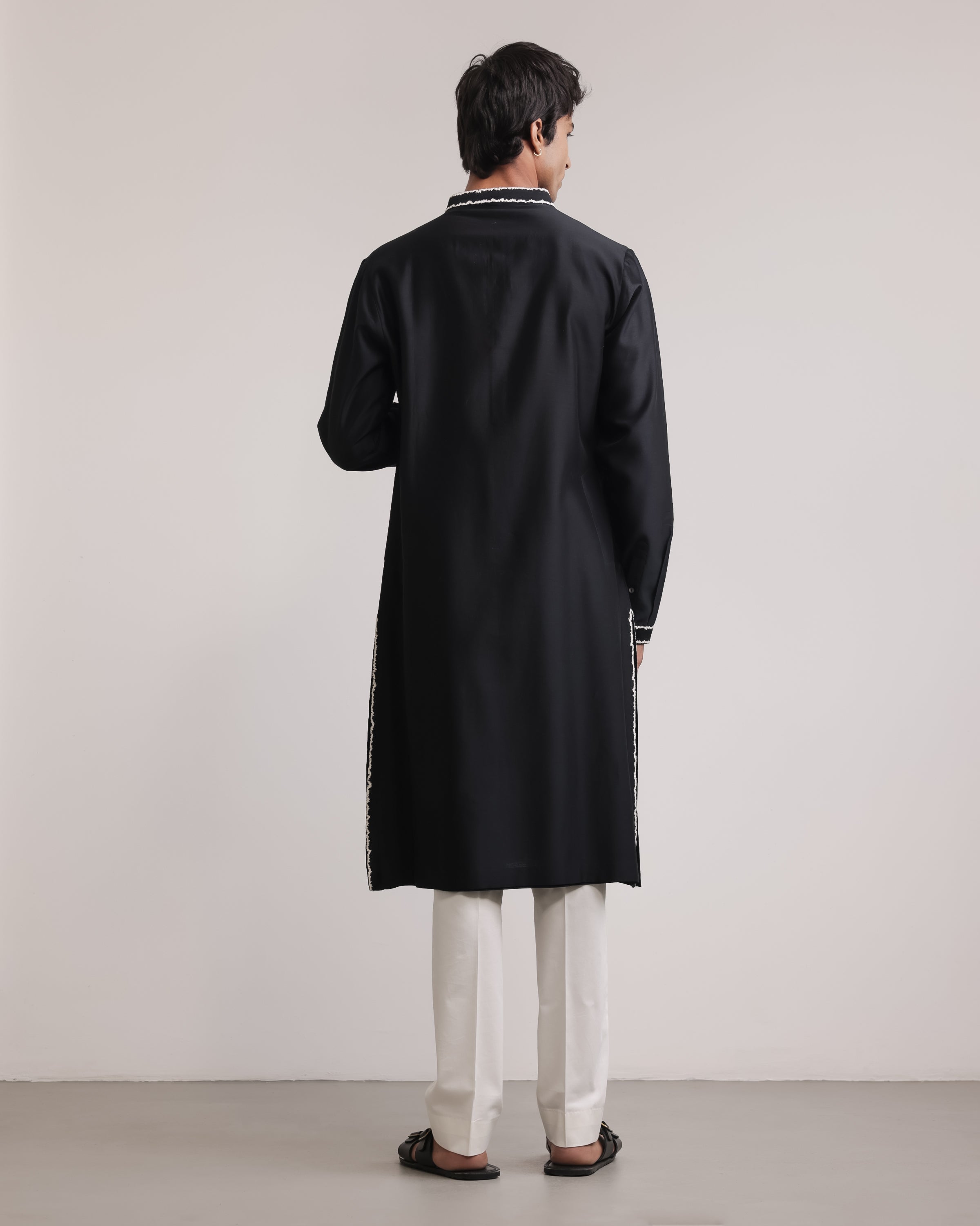 COUNTRYMADE Kurtas Fractured Lines Kurta Set ensemble kurta soie brodée