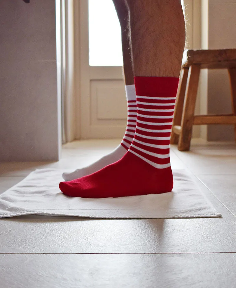Juste Un T-shirt Chaussettes x Socksocket Les Paulette chaussettes dépareillées rayées coton