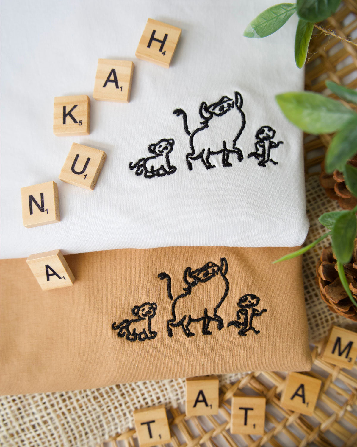 Juste Un T-shirt T-shirts Brodés Hakuna Matata t-shirt blanc en coton bio