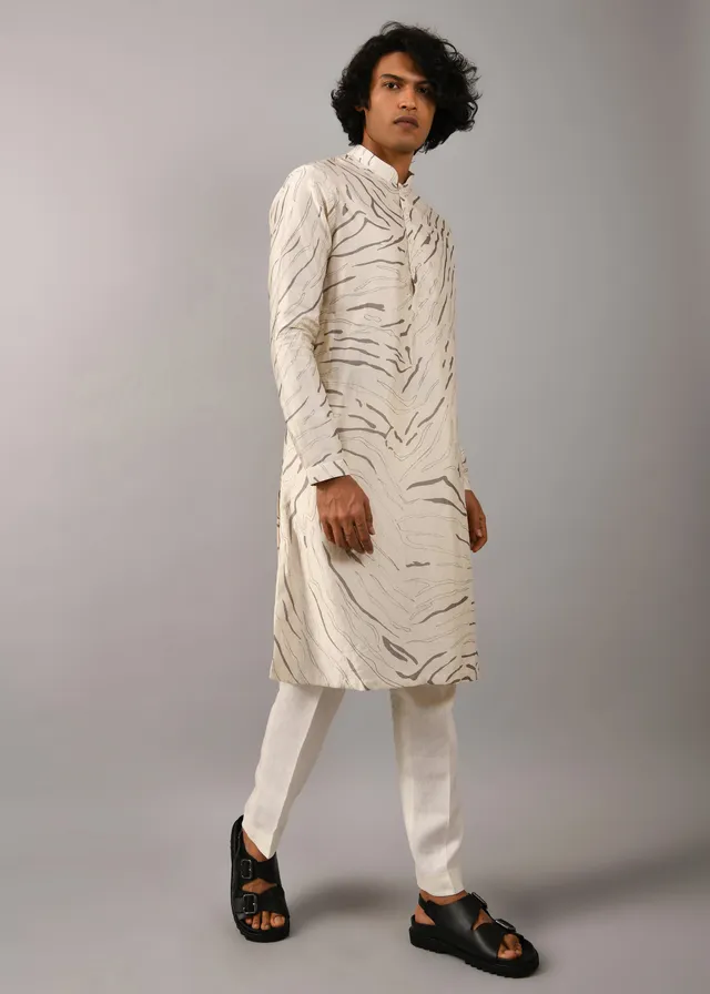 COUNTRYMADE Kurtas Ivory Terrain Maize Kurta kurta en soie ivoire imprimé