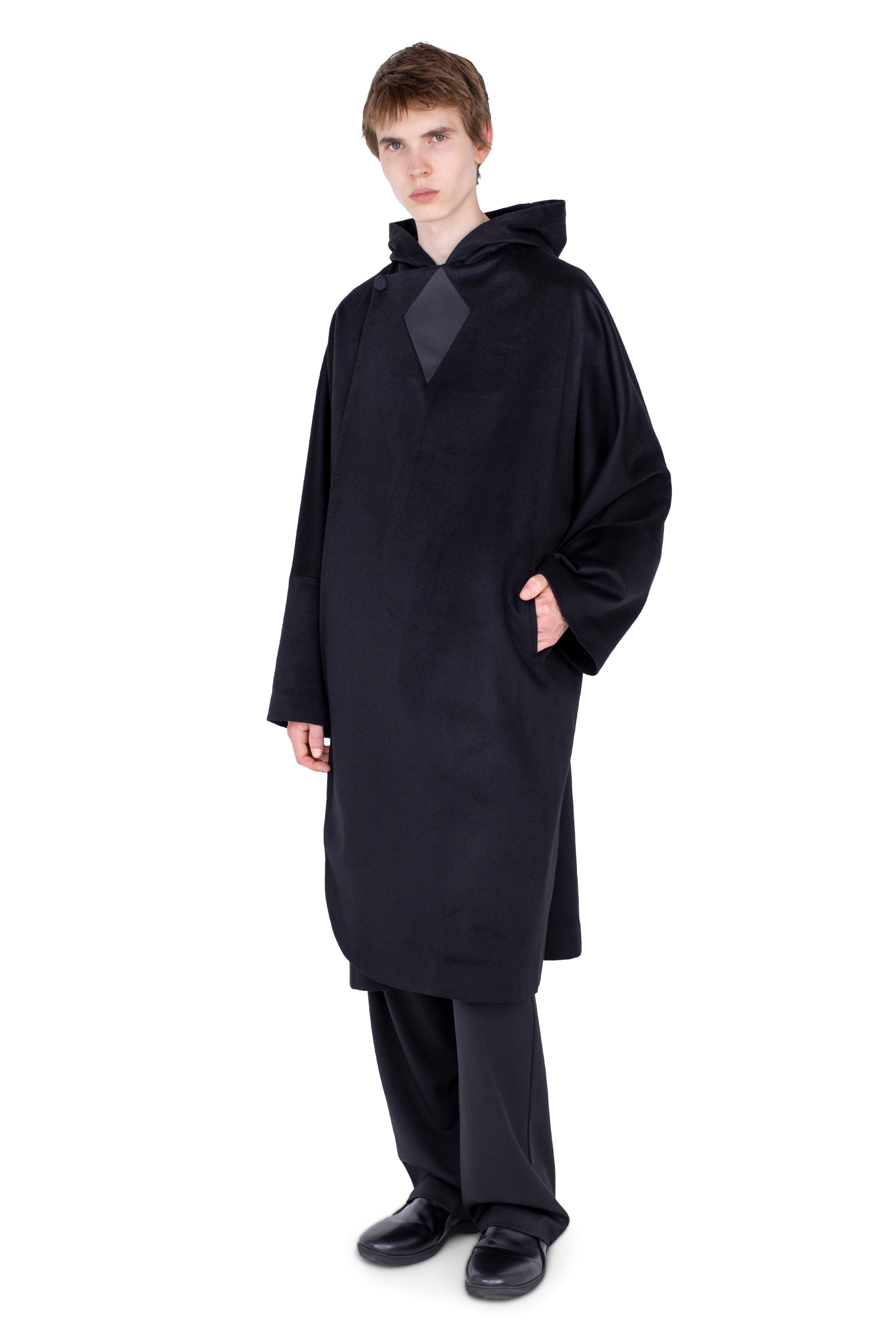 Kiko Kostadinov Outerwear MUNNO Hooded Coat manteau Obsidian Black en laine