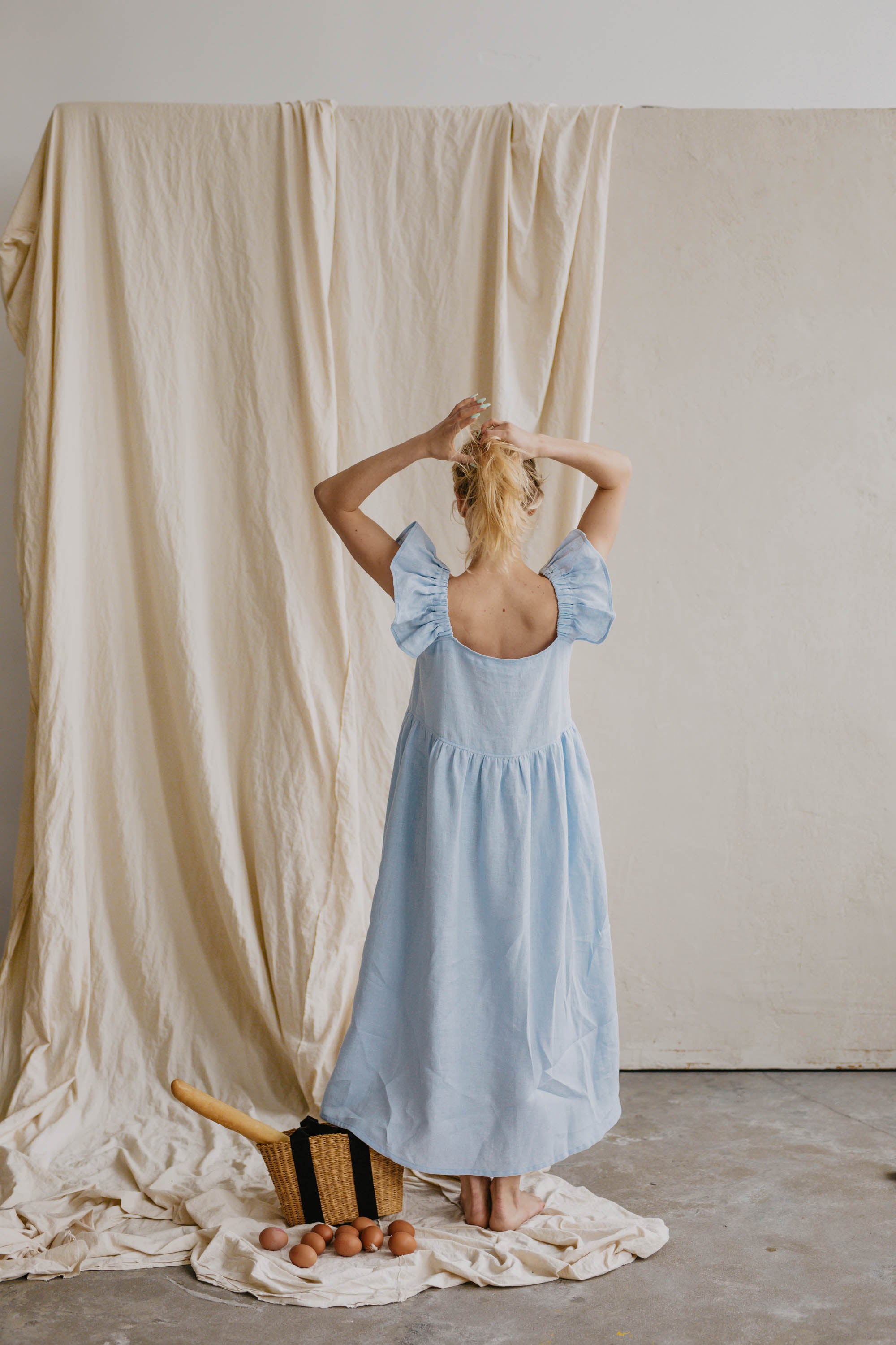 Laumė linen Linen Dresses Ona robe en lin bleu ciel taille S à volants