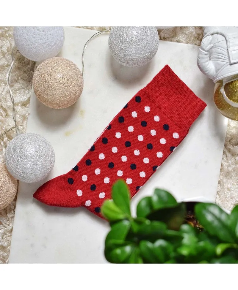 Juste Un T-shirt Chaussettes x Socksocket Les Margueritte chaussettes dépareillées à pois tricolores