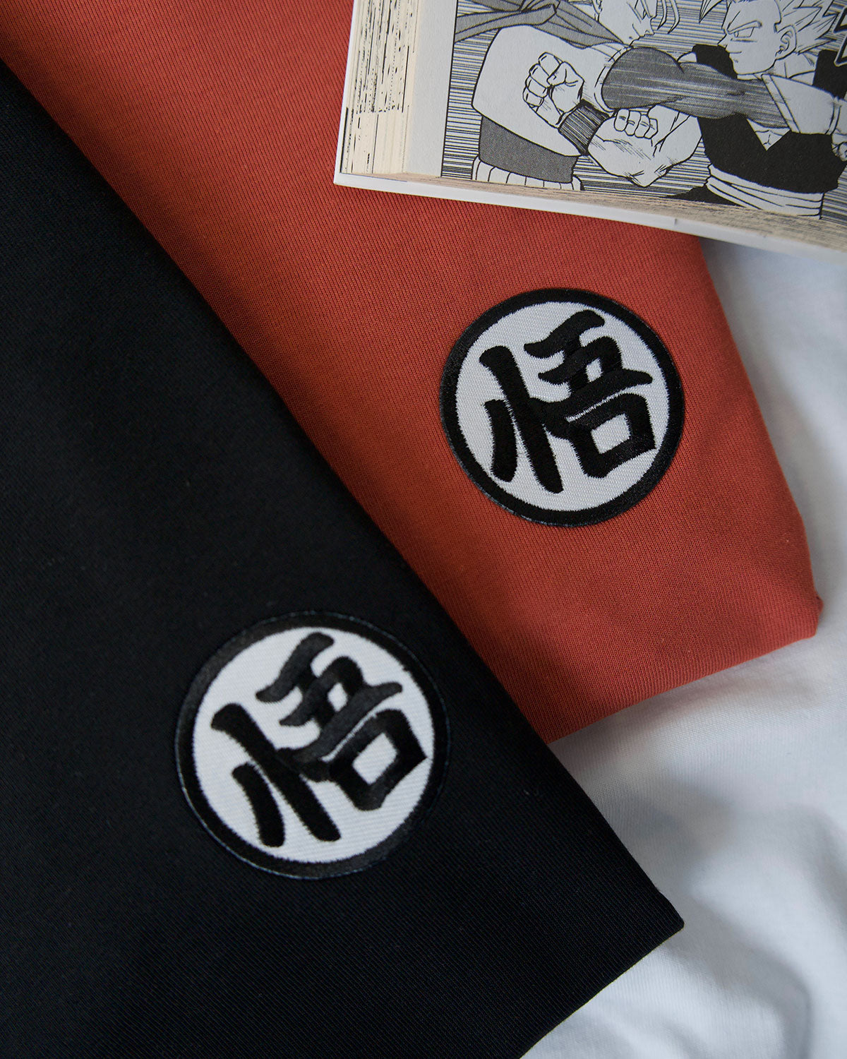 Juste Un T-shirt T-shirts Brodés Dragon Ball Go t-shirt brodé