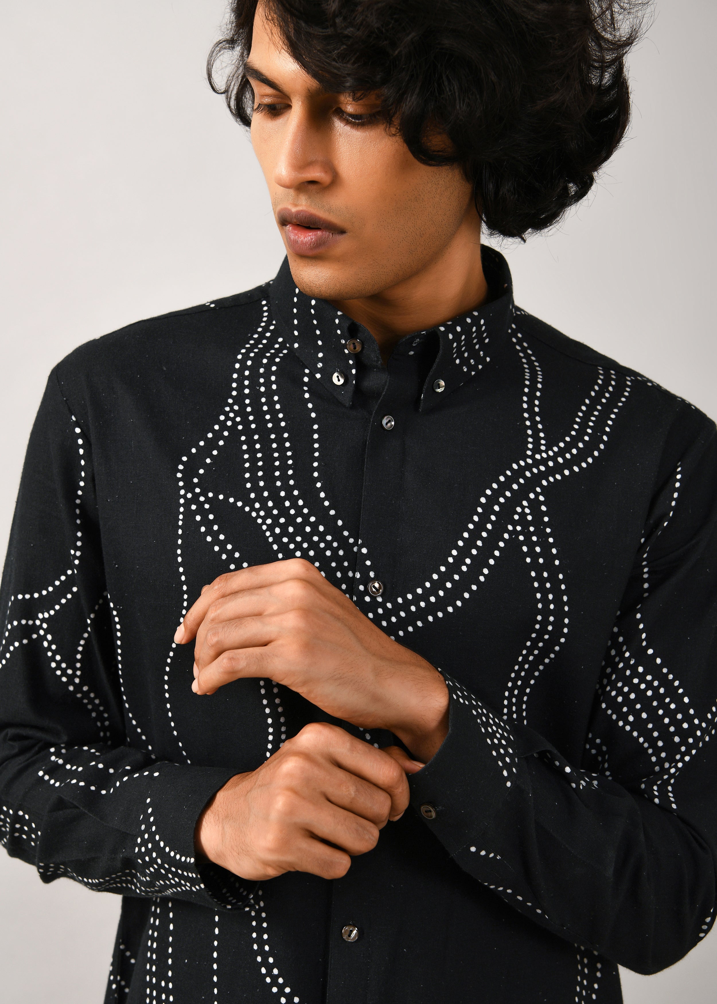 COUNTRYMADE Shirts Constellation Print Shirt chemise noire en coton imprimé