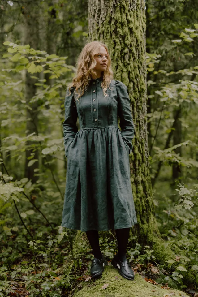 Laumė linen Linen Dresses Greta robe en lin vert forêt à manches longues