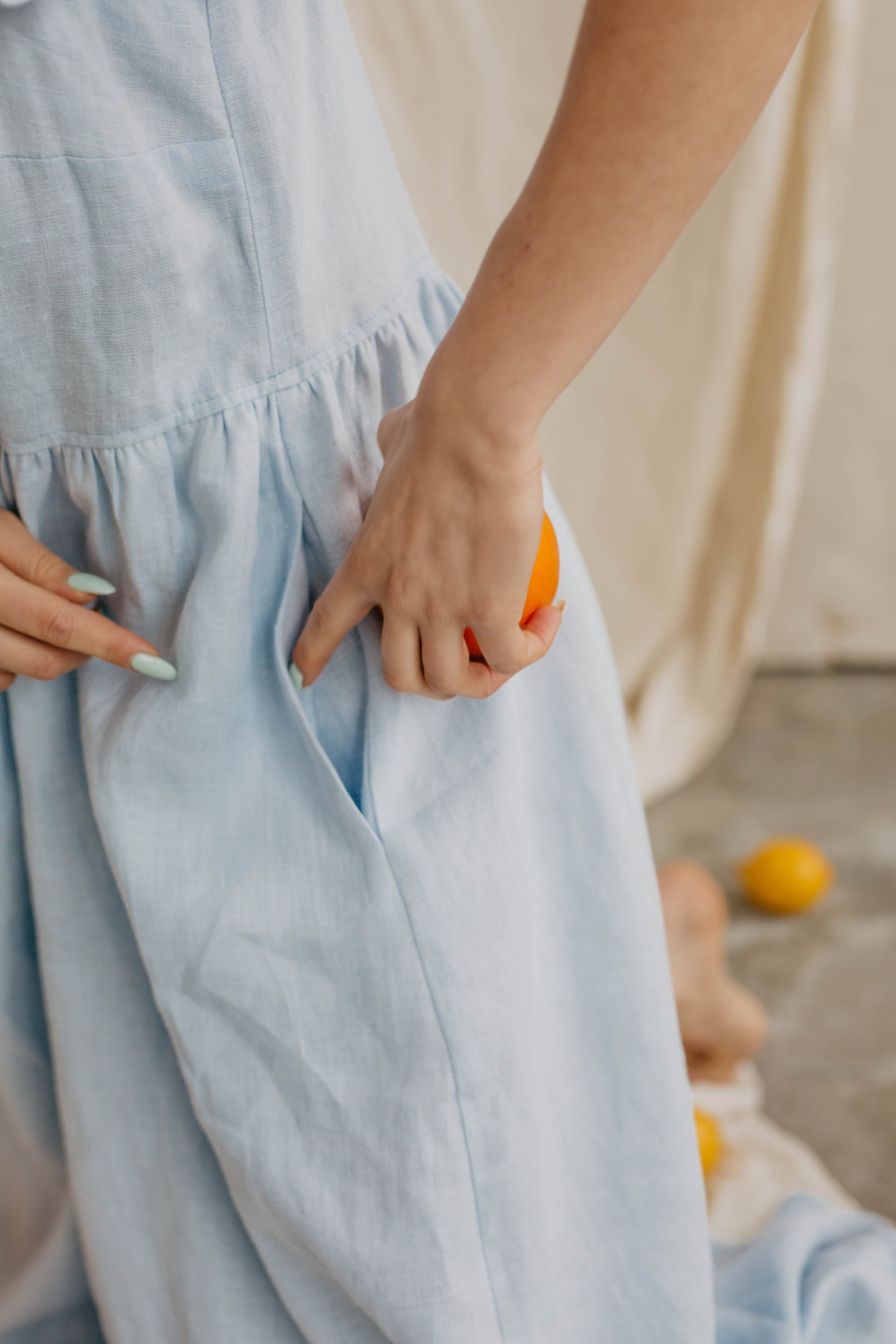 Laumė linen Linen Dresses Ona robe en lin bleu ciel taille S à volants