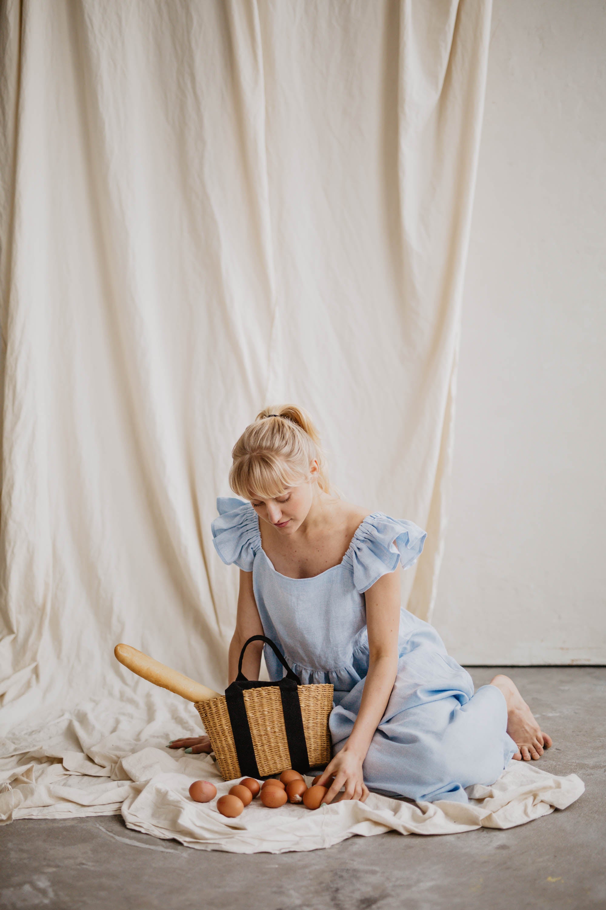 Laumė linen Linen Dresses Ona robe en lin bleu ciel taille S à volants