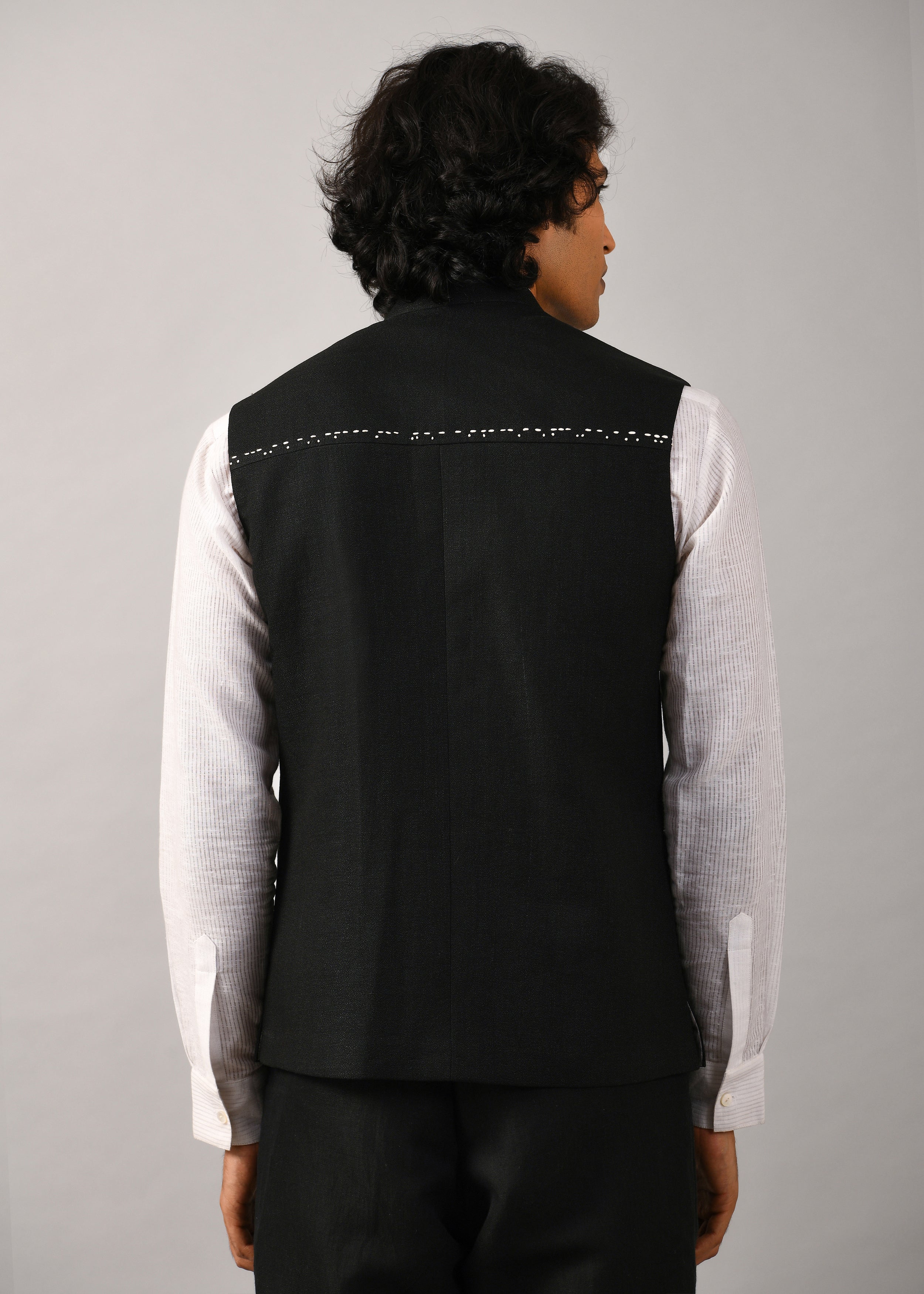 COUNTRYMADE Nehru Jackets Morse Code Bundi bundi noire brodée
