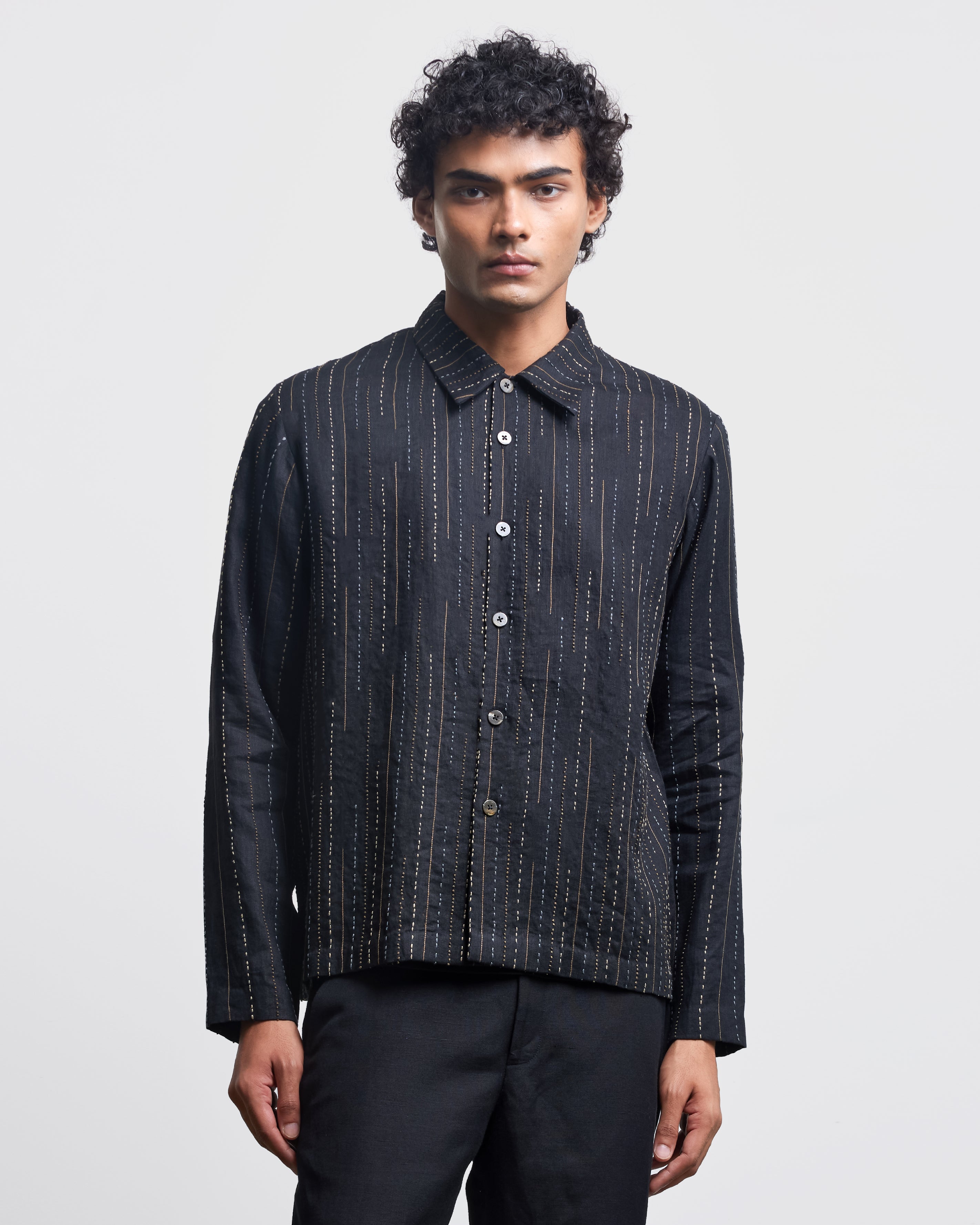 COUNTRYMADE Shirts THREE LINE STITCH OVERSHIRT surchemise noir en lin brodé