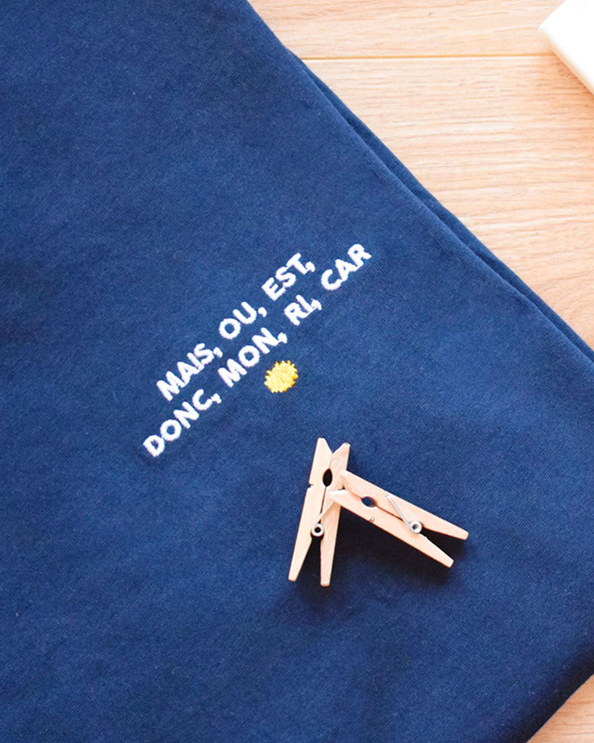 Juste Un T-shirt T-shirts Brodés Mais ou est donc mon Ri Car T-shirt brodé blanc coton bio