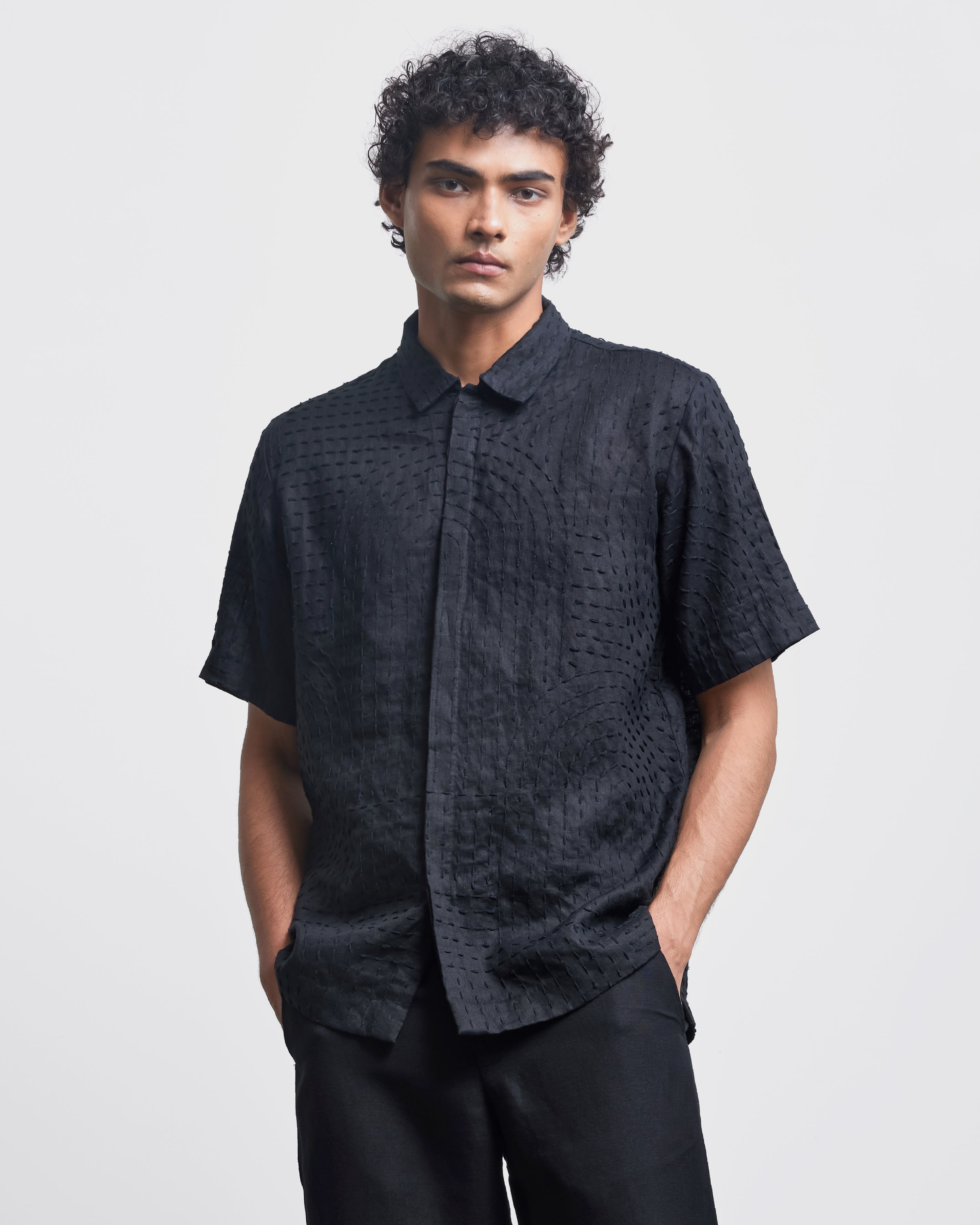 COUNTRYMADE Shirts Bauhaus Kantha Shirt en lin brodé