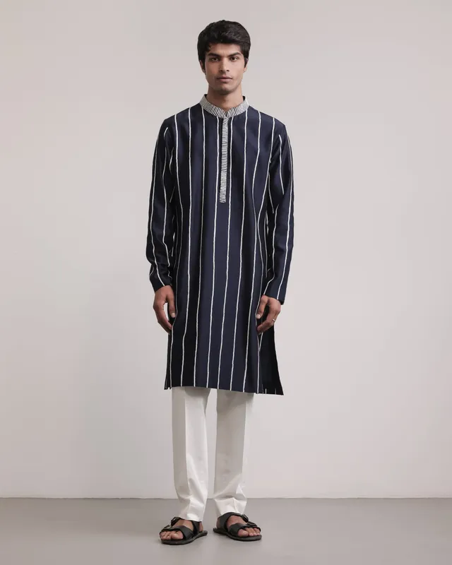 COUNTRYMADE Kurtas Frayed Stripes Kurta Set ensemble kurta rayé sur commande