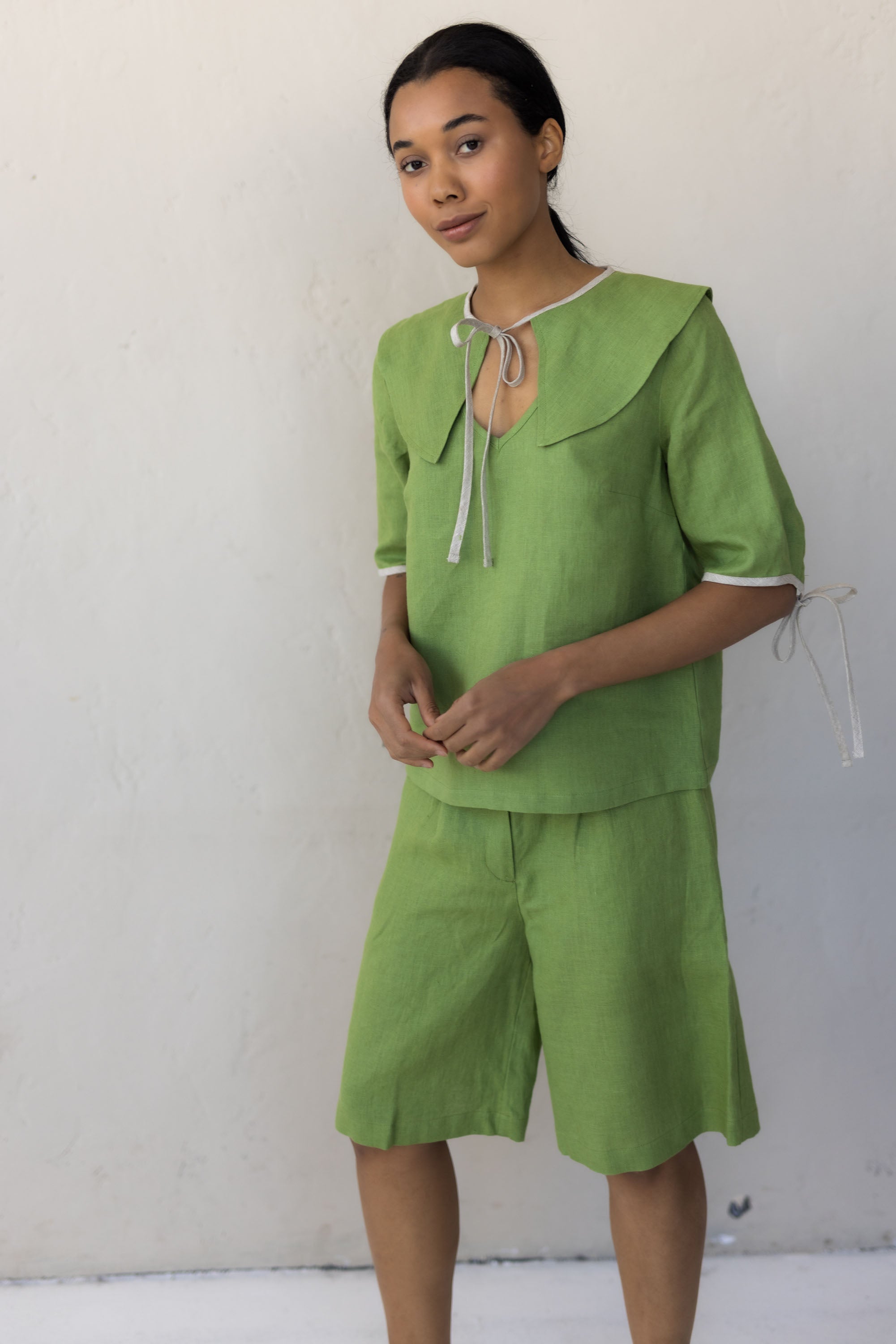 Laumė linen Linen Tops Willow haut en lin jaune soleil femme