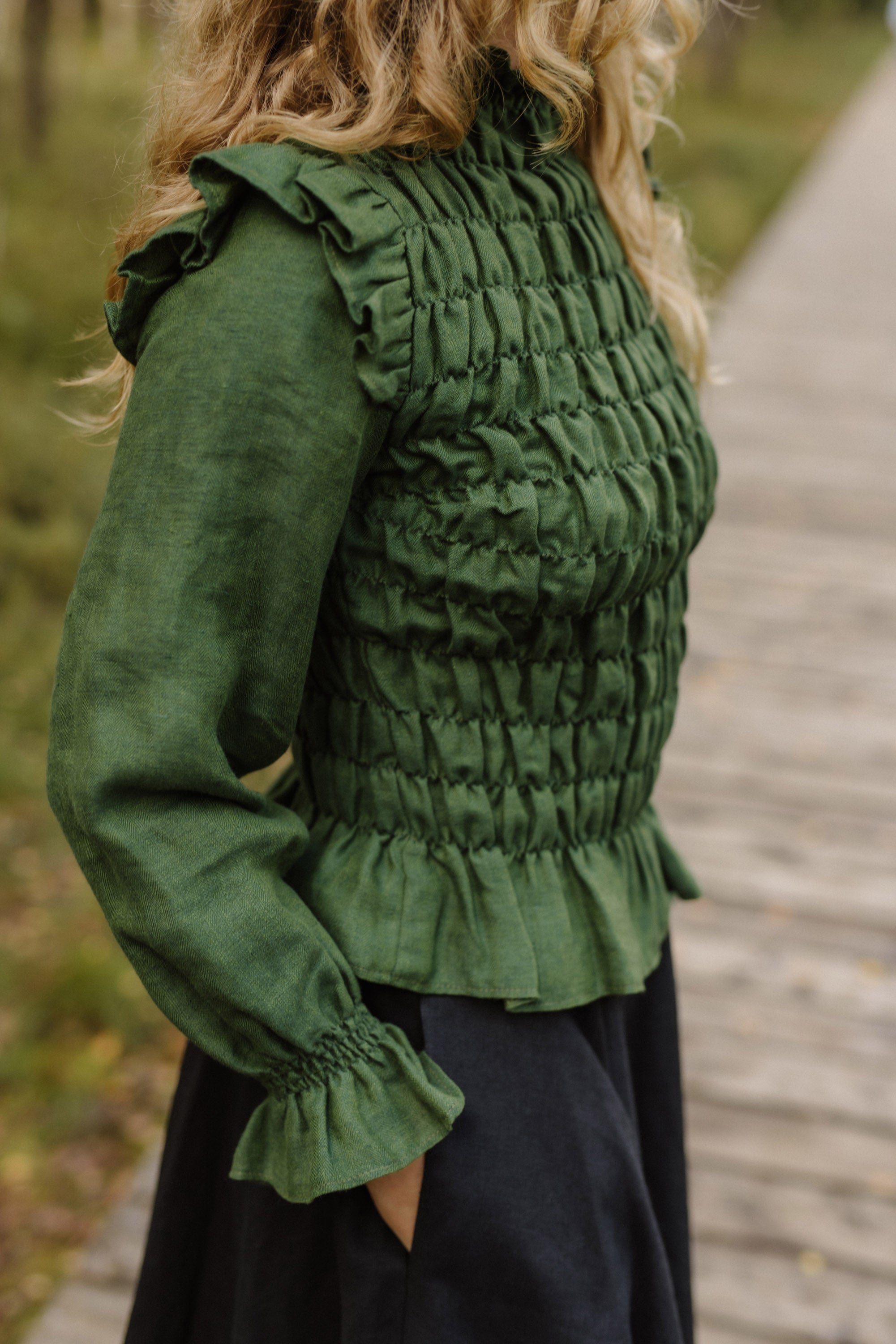 Laumė linen Linen Tops Barbora haut à volants manches longues lin stonewashed