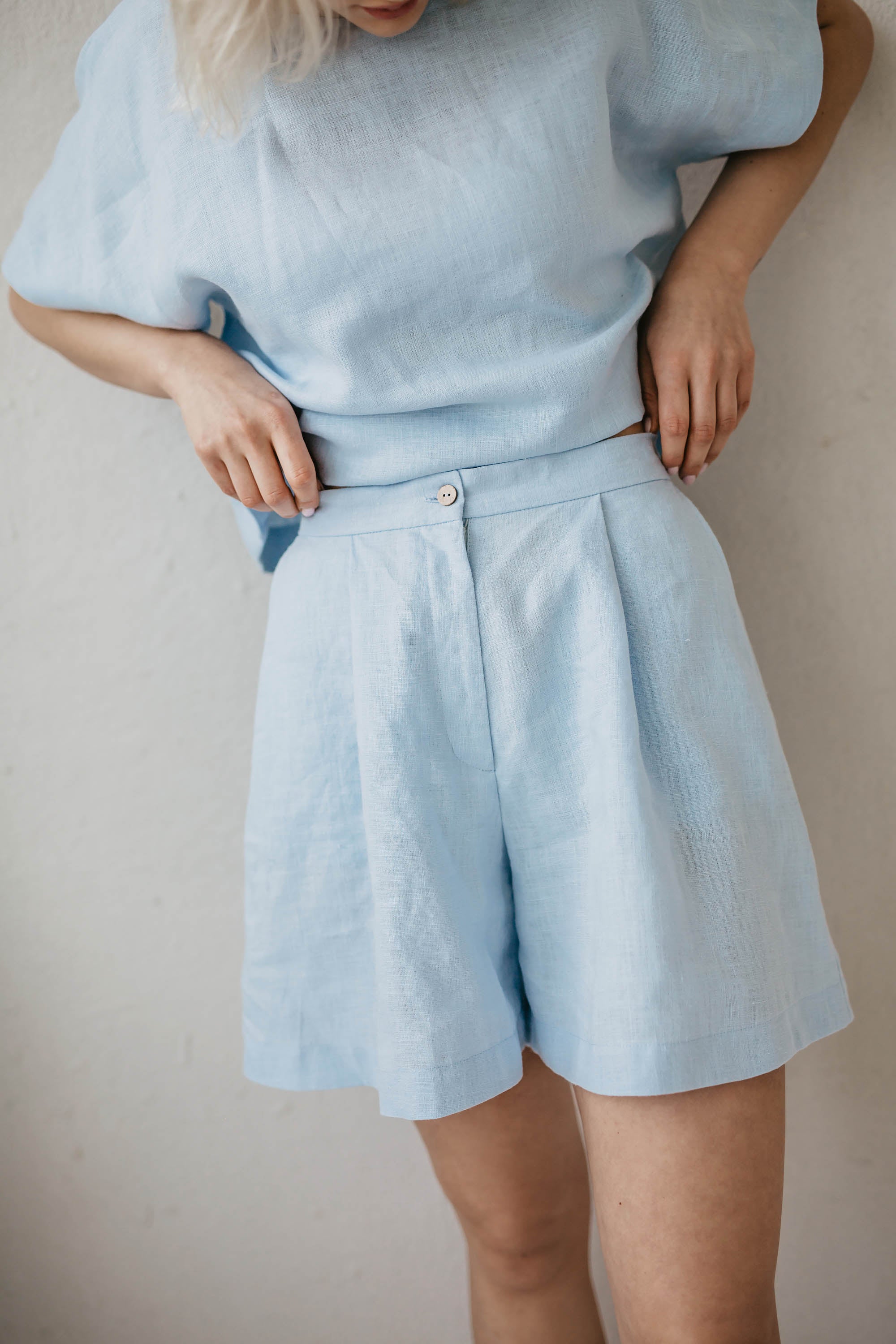 Laumė linen Linen Bottoms Urtė short en lin bleu ciel