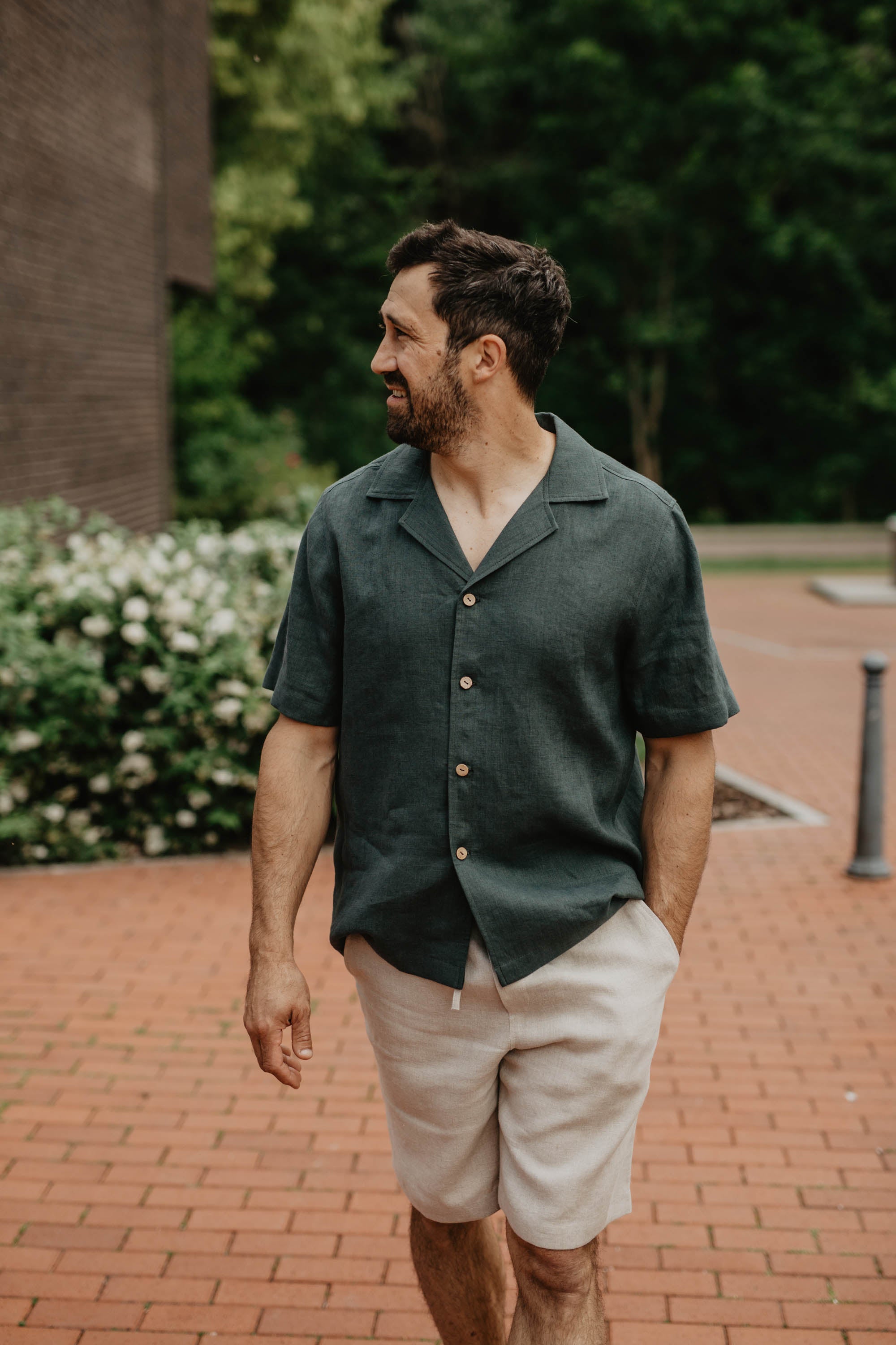 Laumė linen Men's clothing PILĖNAS chemise en lin homme vert forêt