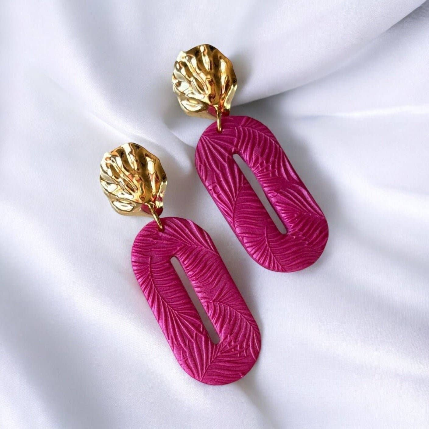 Sourire Multicolore Boucles d'oreilles ovales fuchsia en argile polymère plaqué or 18 carats