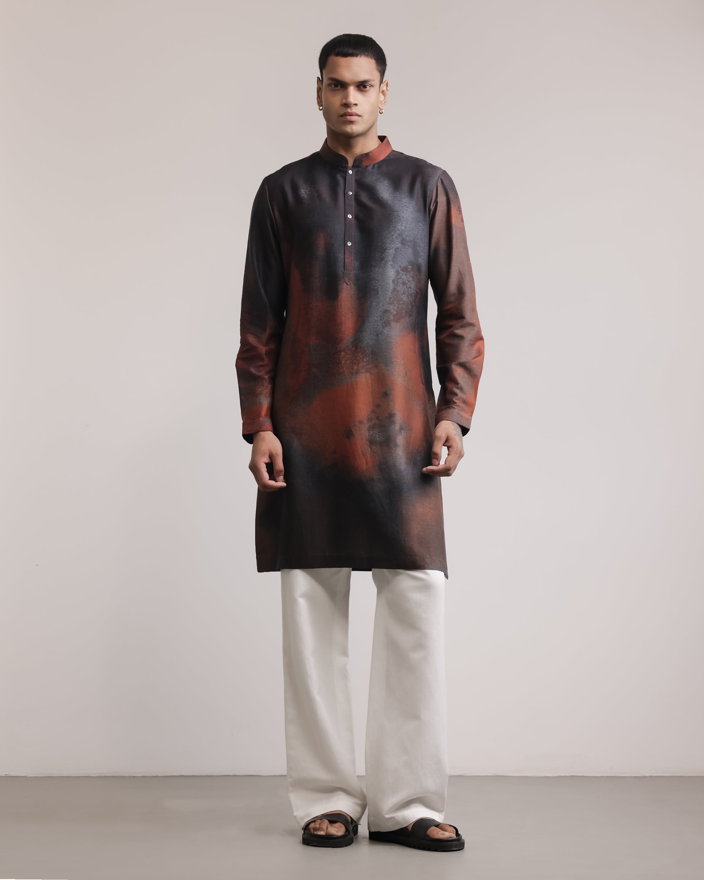 COUNTRYMADE Kurtas Rust-Concrete Print Silk Kurta kurta en soie imprimé