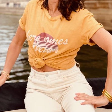 PANTRUCHE T-shirts Here comes the sun T-shirt curry coton bio