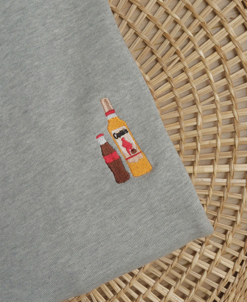 Juste Un T-shirt Sweats Brodés Captain Morgan sweat gris chiné