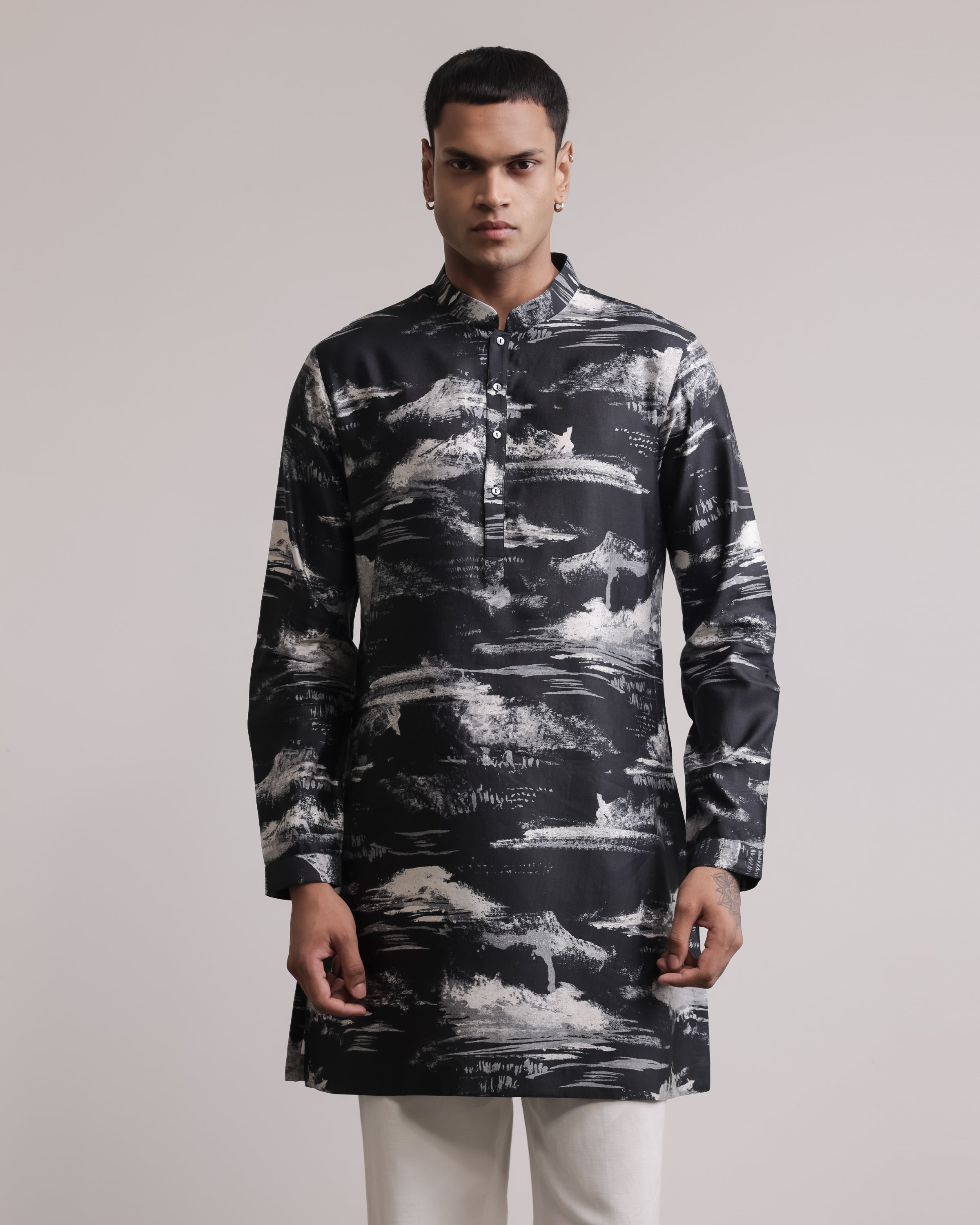 COUNTRYMADE Kurtas Dust Cloud Print Kurta kurta en soie imprimée