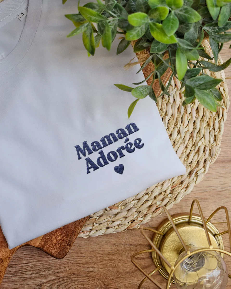 Juste Un T-shirt T-shirts Brodés Maman Adorée T-shirt femme